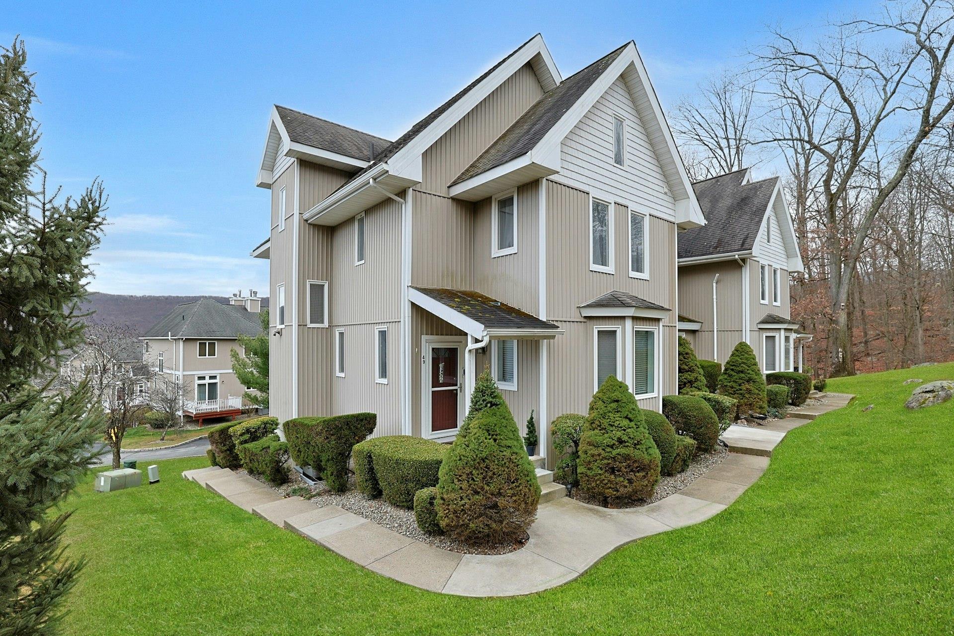 Homes for sale in Highlands, NY | 49 Corbin Hill Rd, Highlands, NY 10922 | MLS# 852000