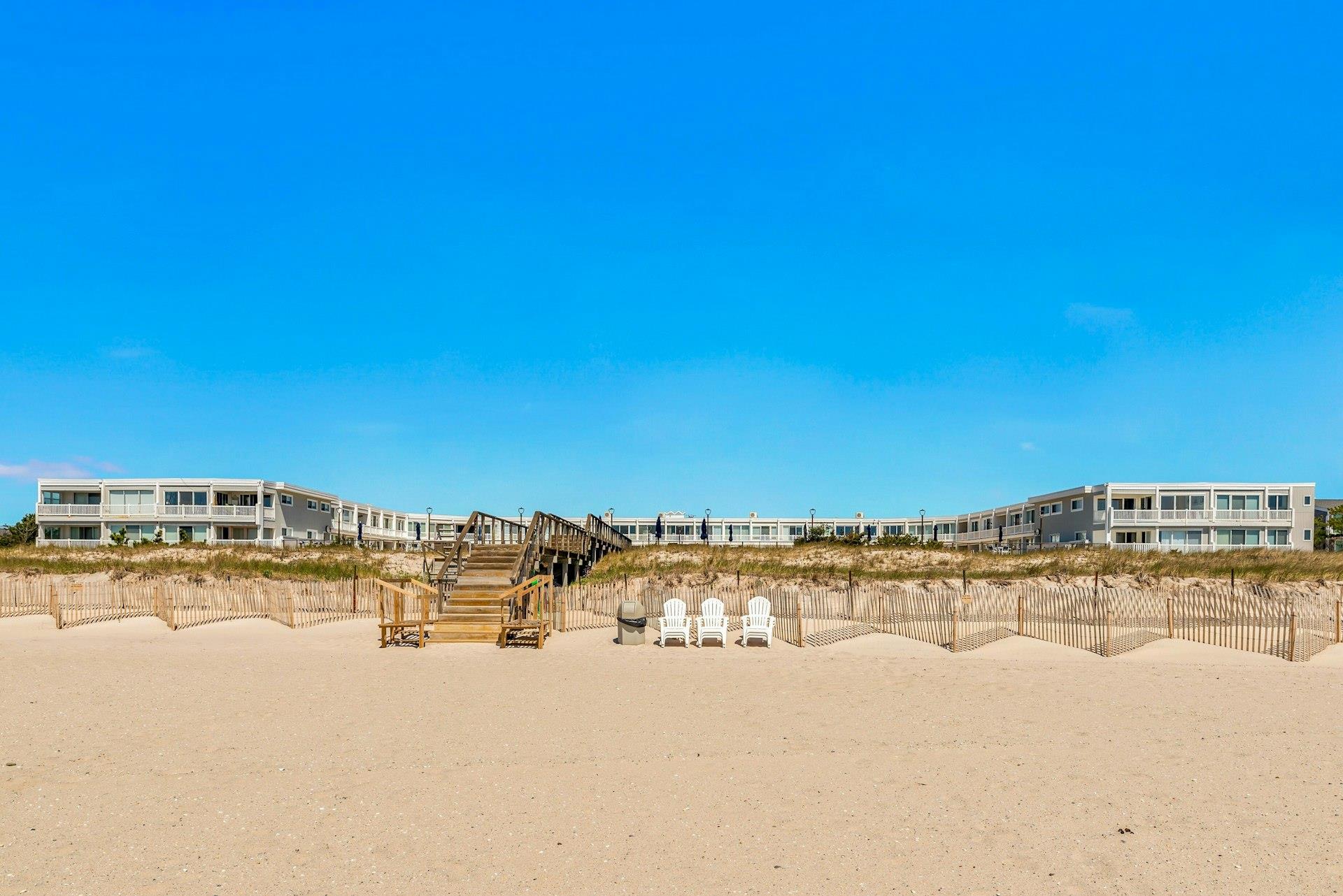 Homes for sale in Southampton, NY | 585 Dune Rd #A21, Southampton, NY 11978 | MLS# 853867