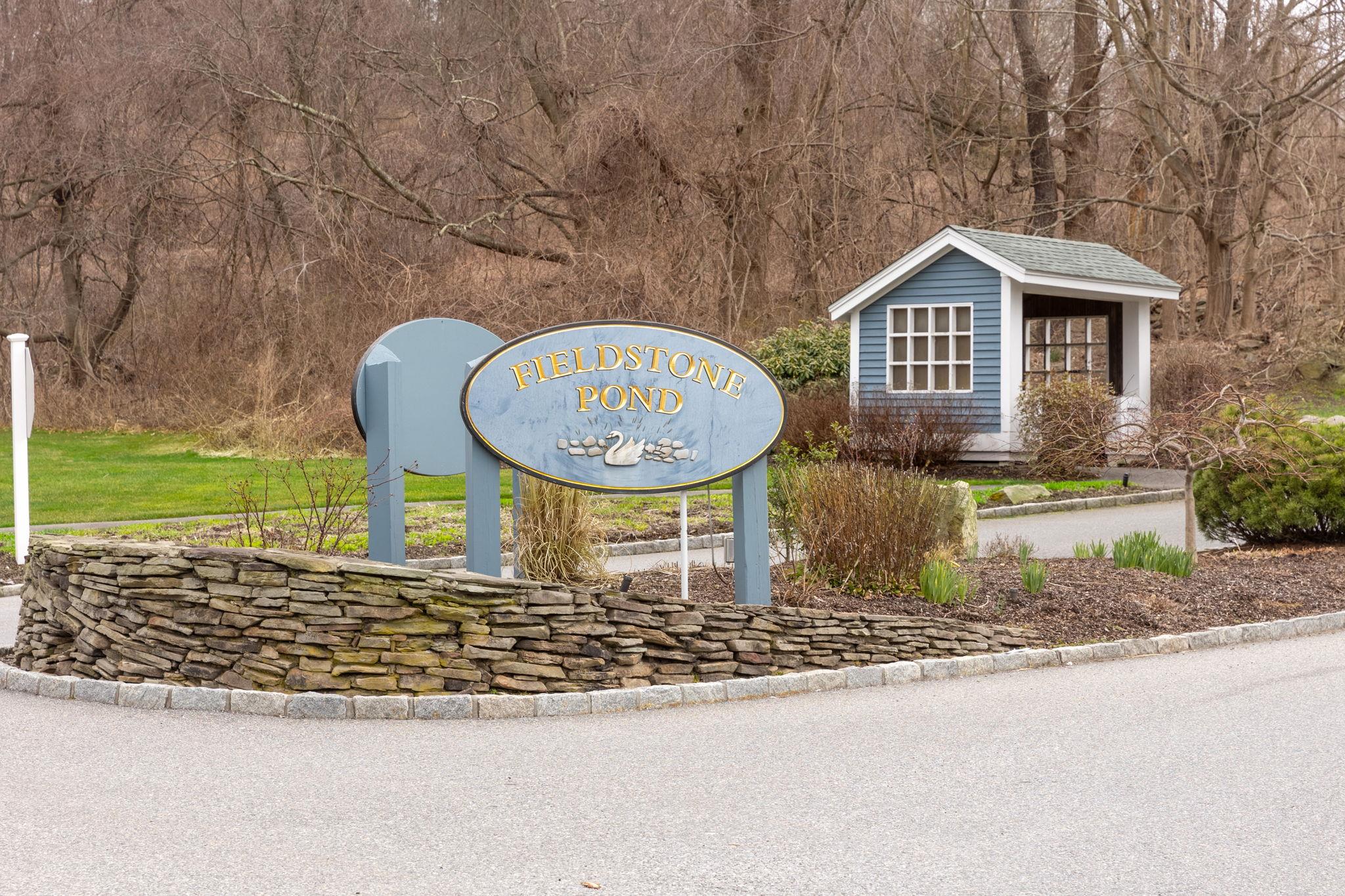 Homes for sale in Southeast, NY | 601 Somerset Knl #601, Southeast, NY 10509 | MLS# 858910