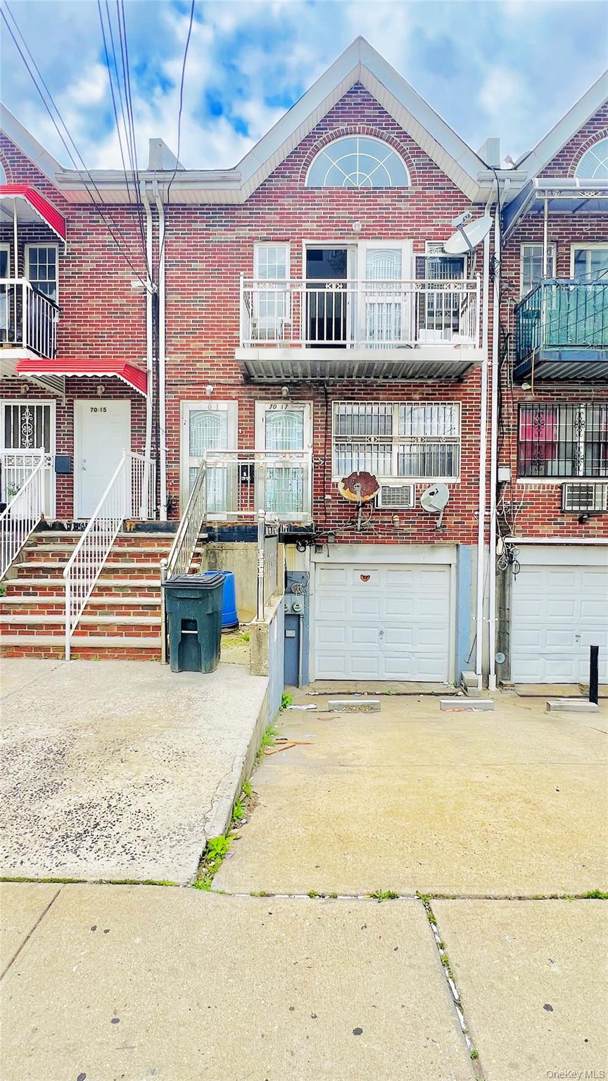 Homes for sale in New York, NY | 70 17 45 Ave #2 Family, New York, NY 11377 | MLS# 863696