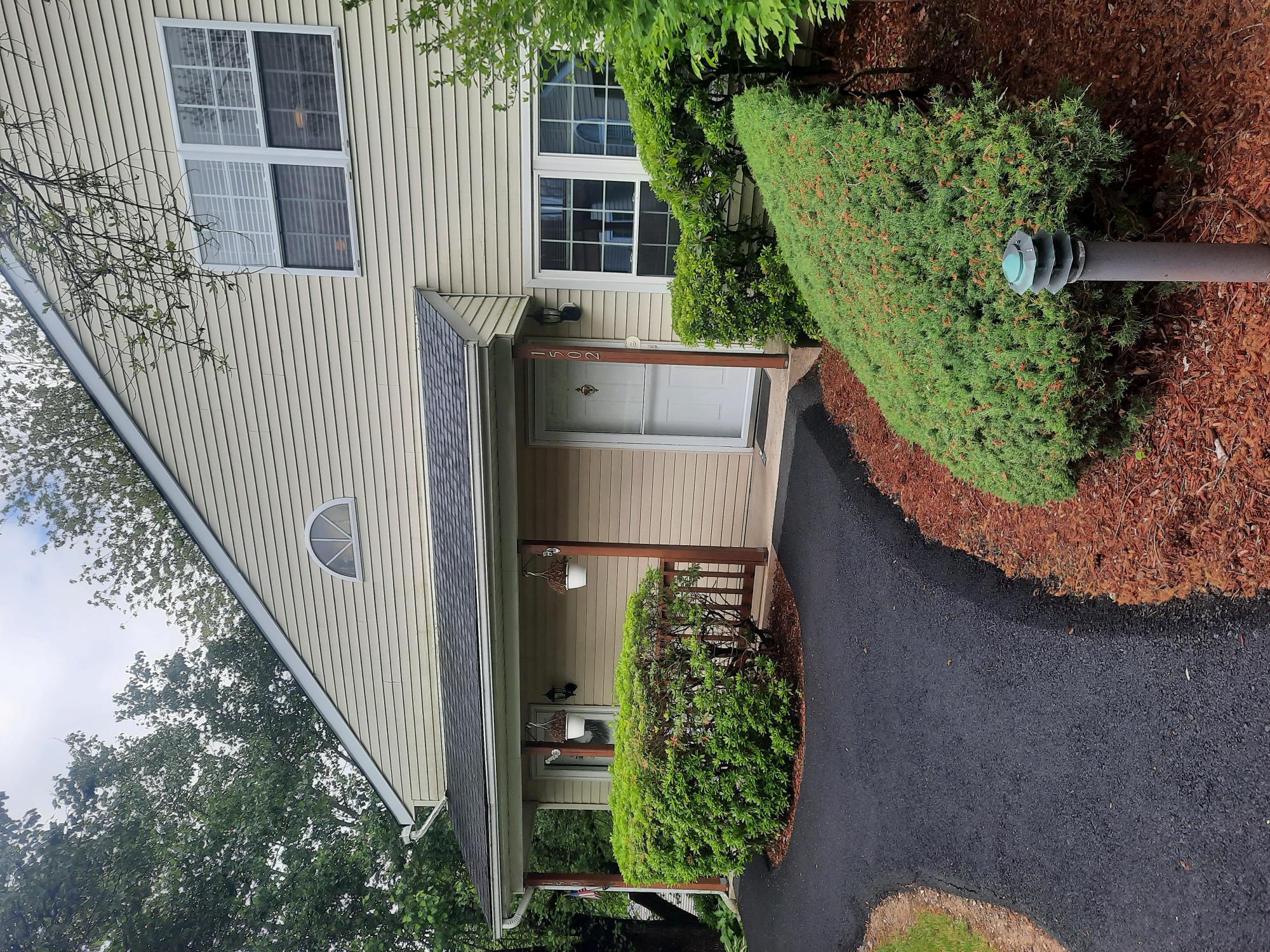 Homes for sale in Woodbury, NY | 1502 Evergreen Ct, Woodbury, NY 10930 | MLS# 867161