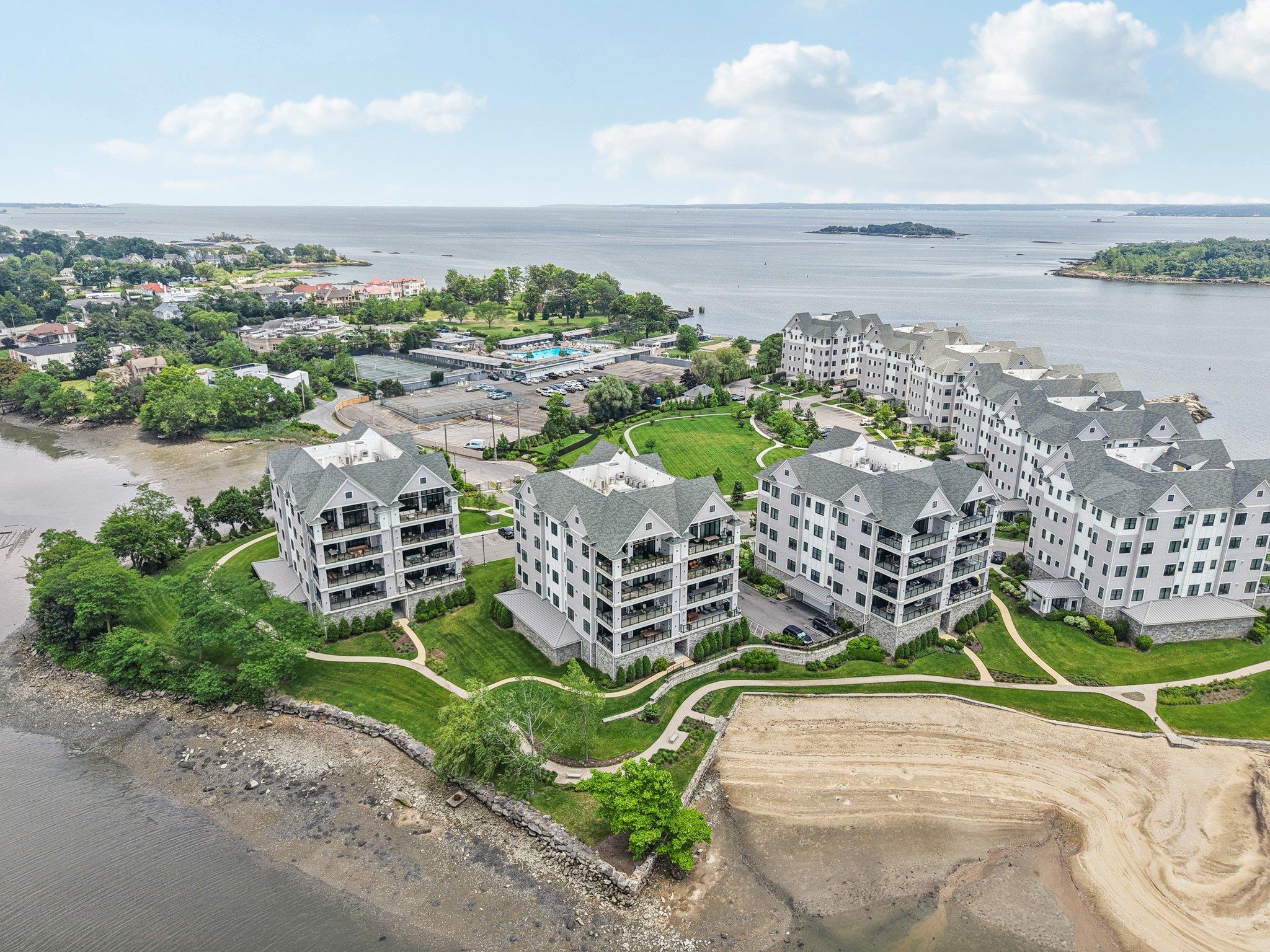 Homes for sale in New Rochelle, NY | 720 Davenport Ave #3, New Rochelle, NY 10805 | MLS# 884683