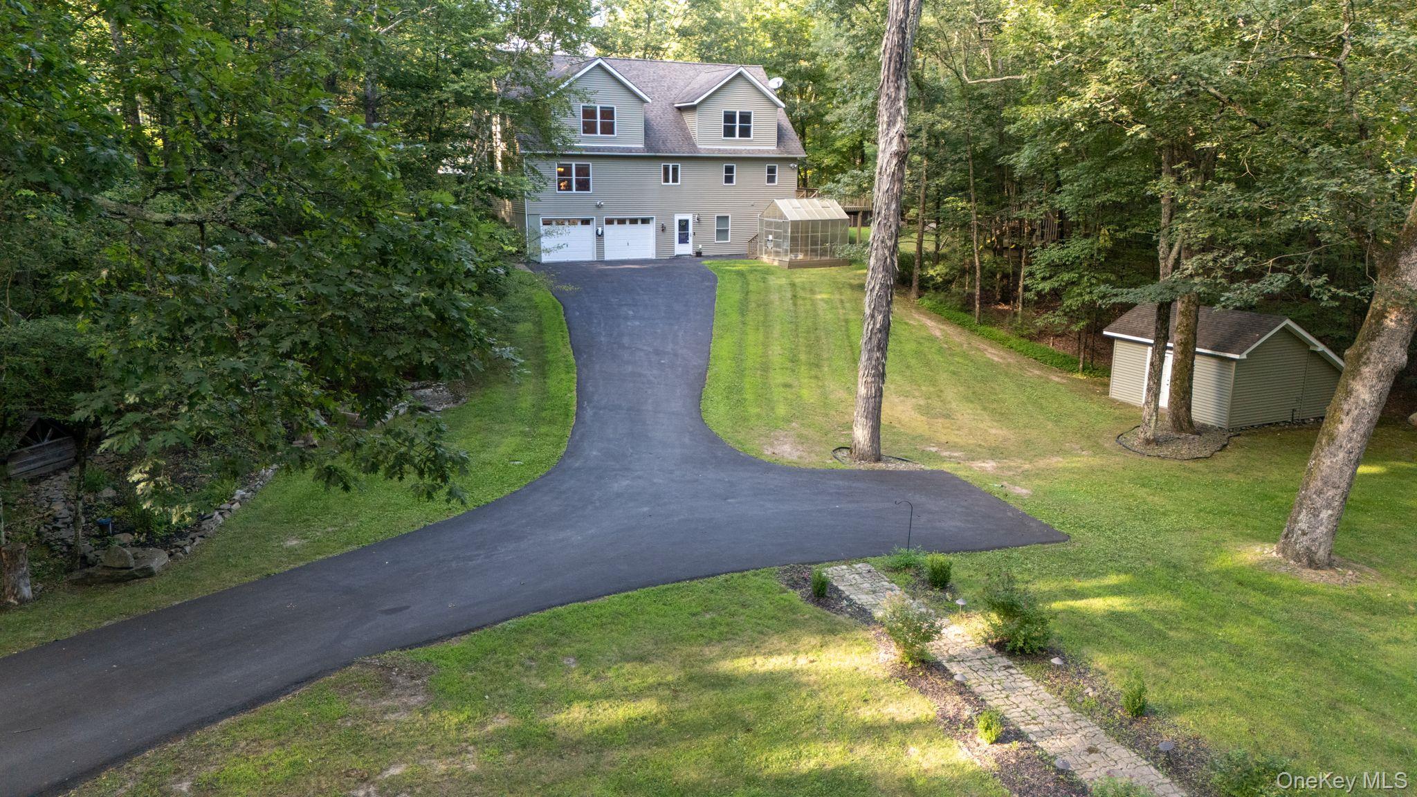 Homes for sale in Mamakating, NY | 609 Red Hill Road Road, Mamakating, NY 12790 | MLS# 891994