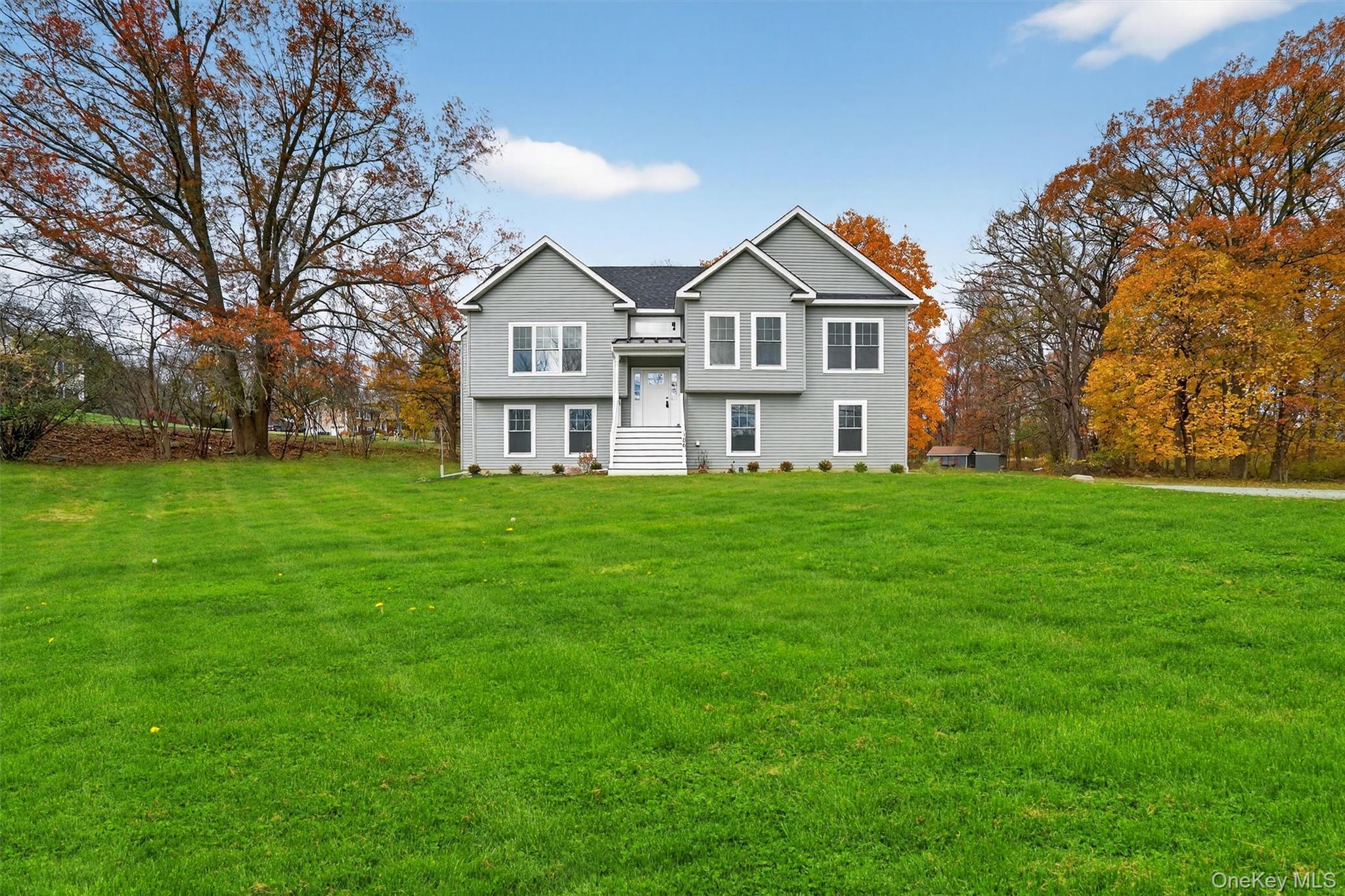 Homes for sale in New Windsor, NY | 186 Moores Hill Rd, New Windsor, NY 12553 | MLS# 892012