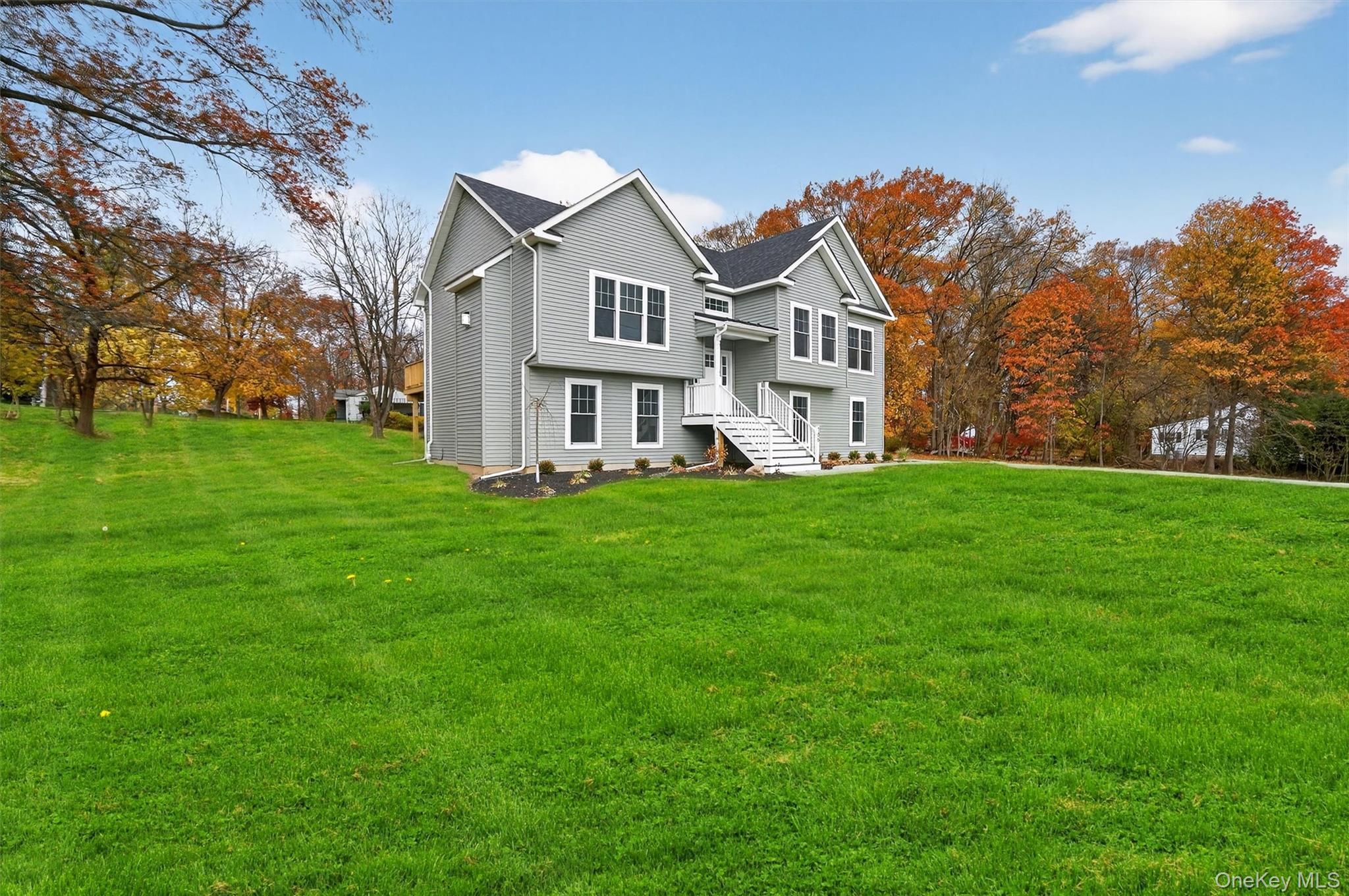 Homes for sale in New Windsor, NY | 186 Moores Hill Rd, New Windsor, NY 12553 | MLS# 892012