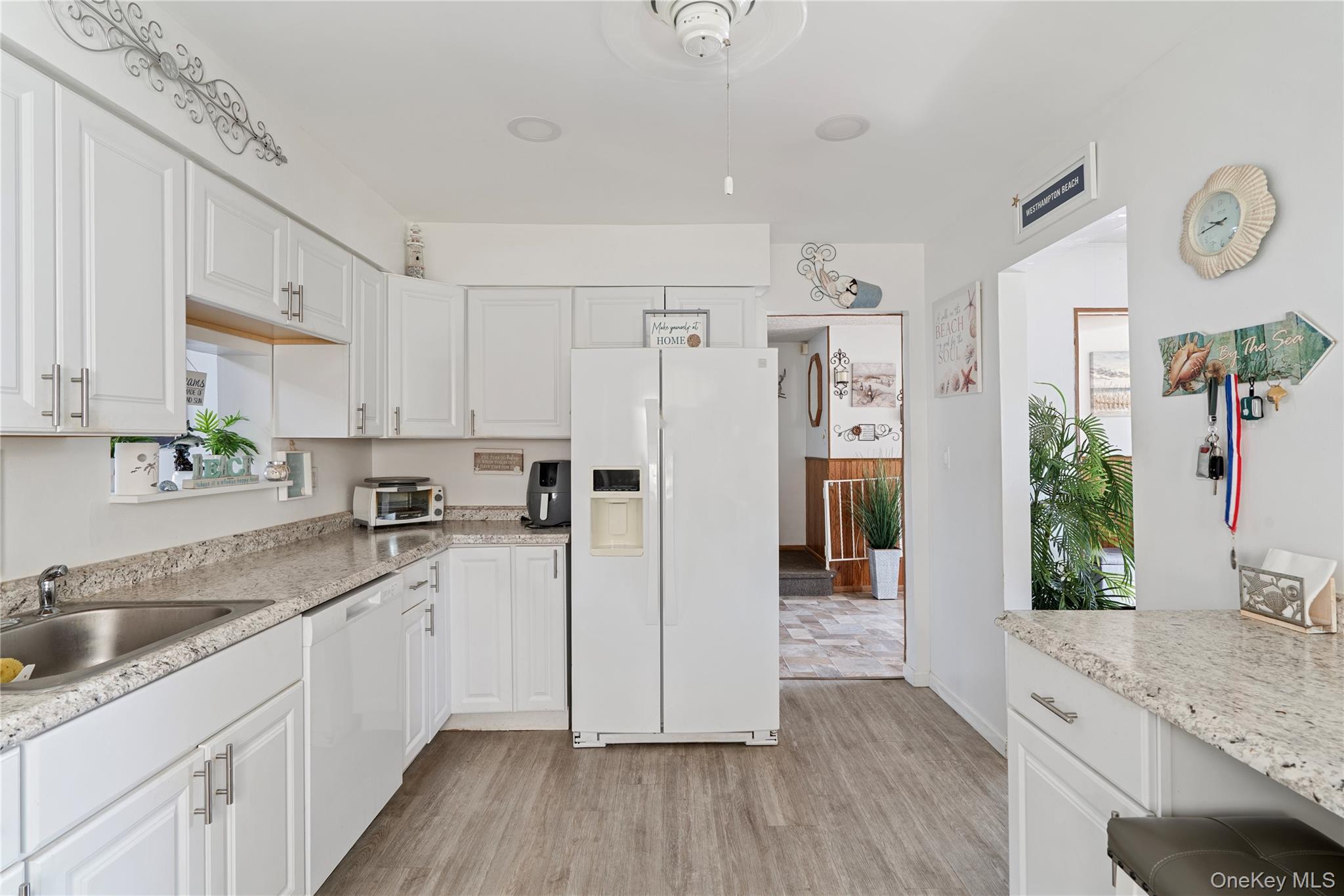 Homes for sale in Babylon, NY | 245 Lido Pkwy, Babylon, NY 11757 | MLS# 892798