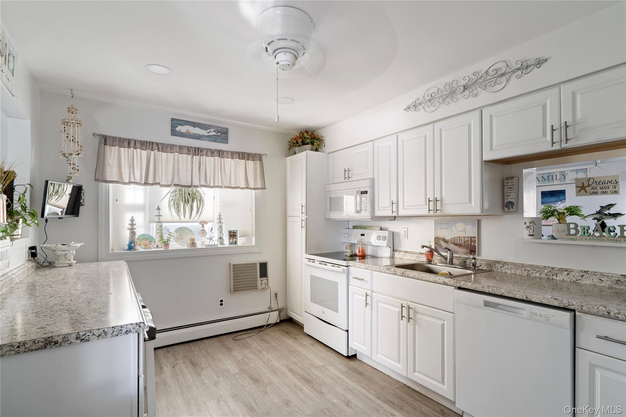 Homes for sale in Babylon, NY | 245 Lido Pkwy, Babylon, NY 11757 | MLS# 892798