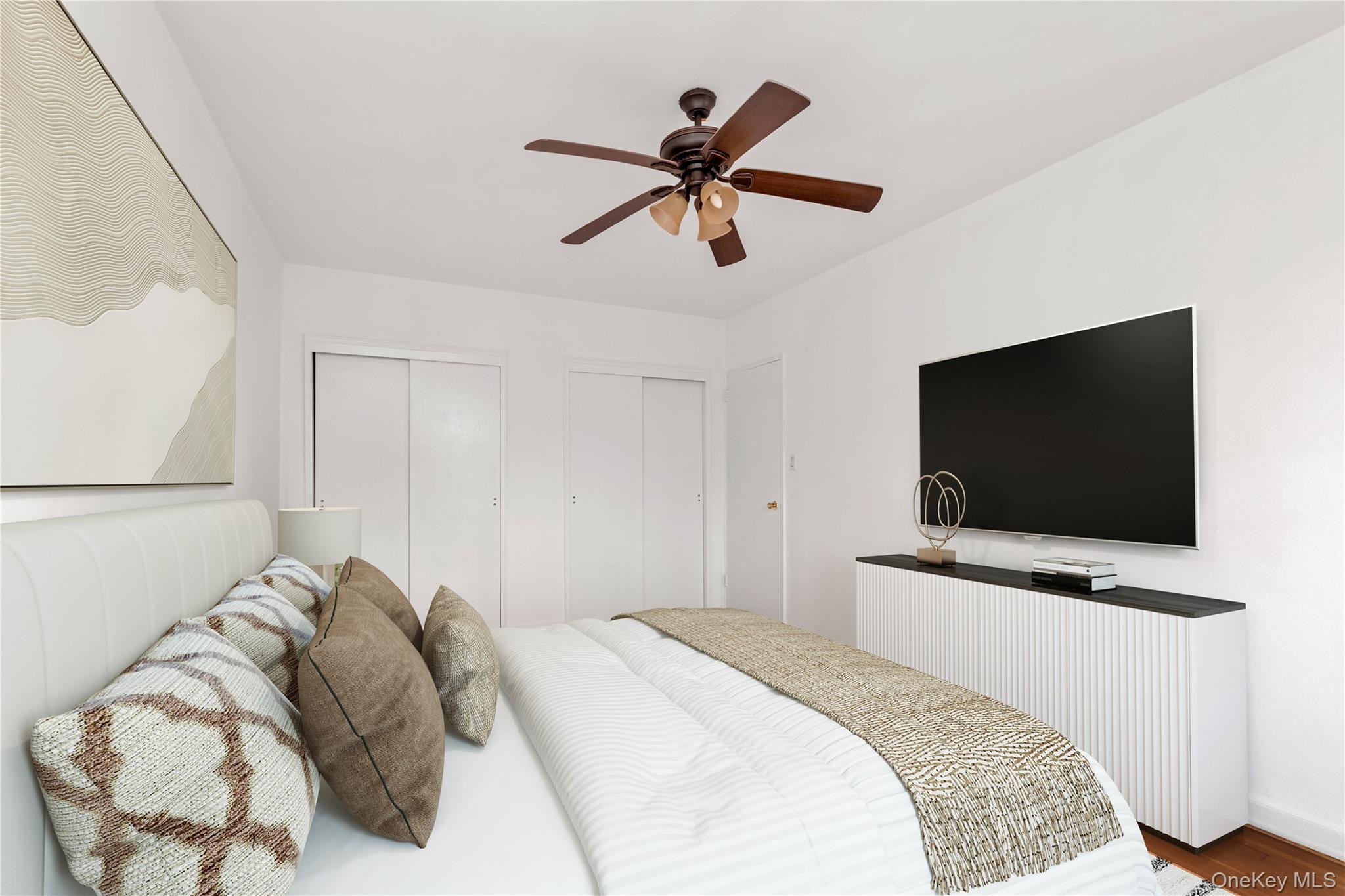 4th image of 141-05 Pershing Crescent #210, Jamaica, NY 11435 | MLS# 893756