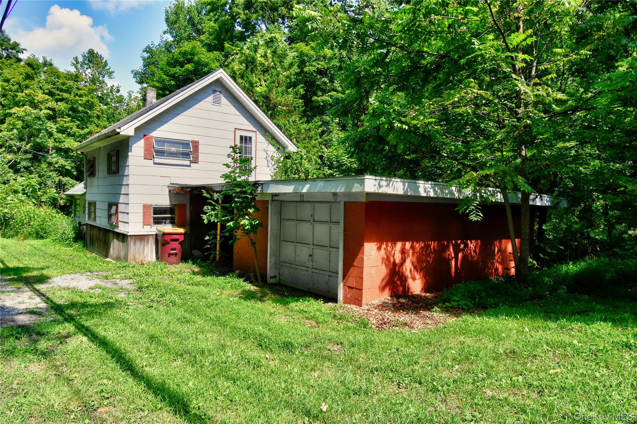 Homes for sale in Warwick (town), NY | 11 Cascade Rd, Warwick (town), NY 10990 | MLS# 904903