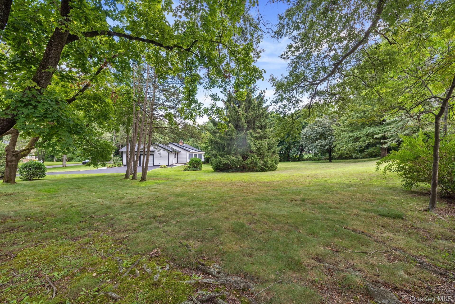 5th image of 19 Michaels Ln, Oyster Bay, NY 11545 | MLS# 906140