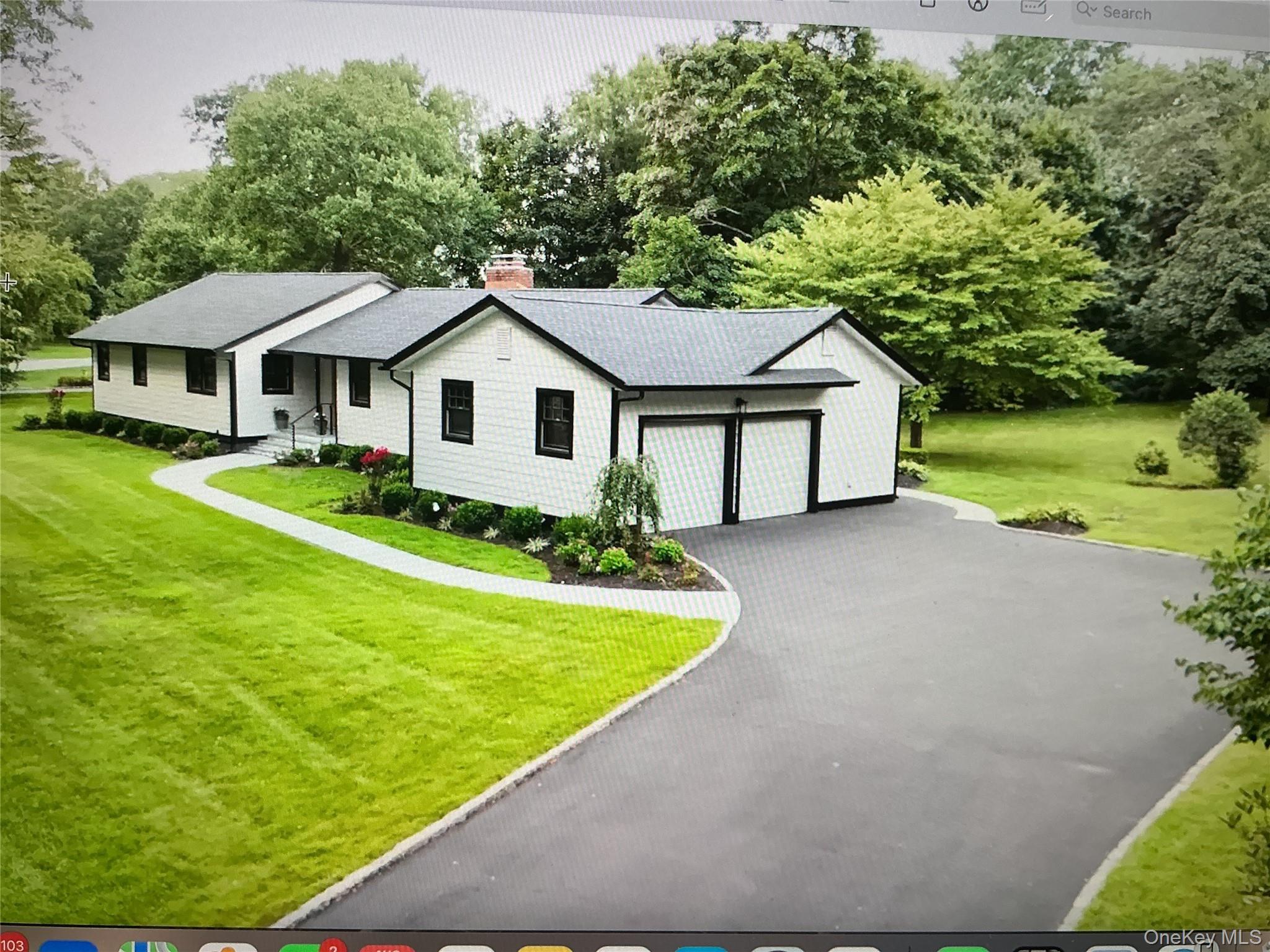 3rd image of 19 Michaels Ln, Oyster Bay, NY 11545 | MLS# 906140