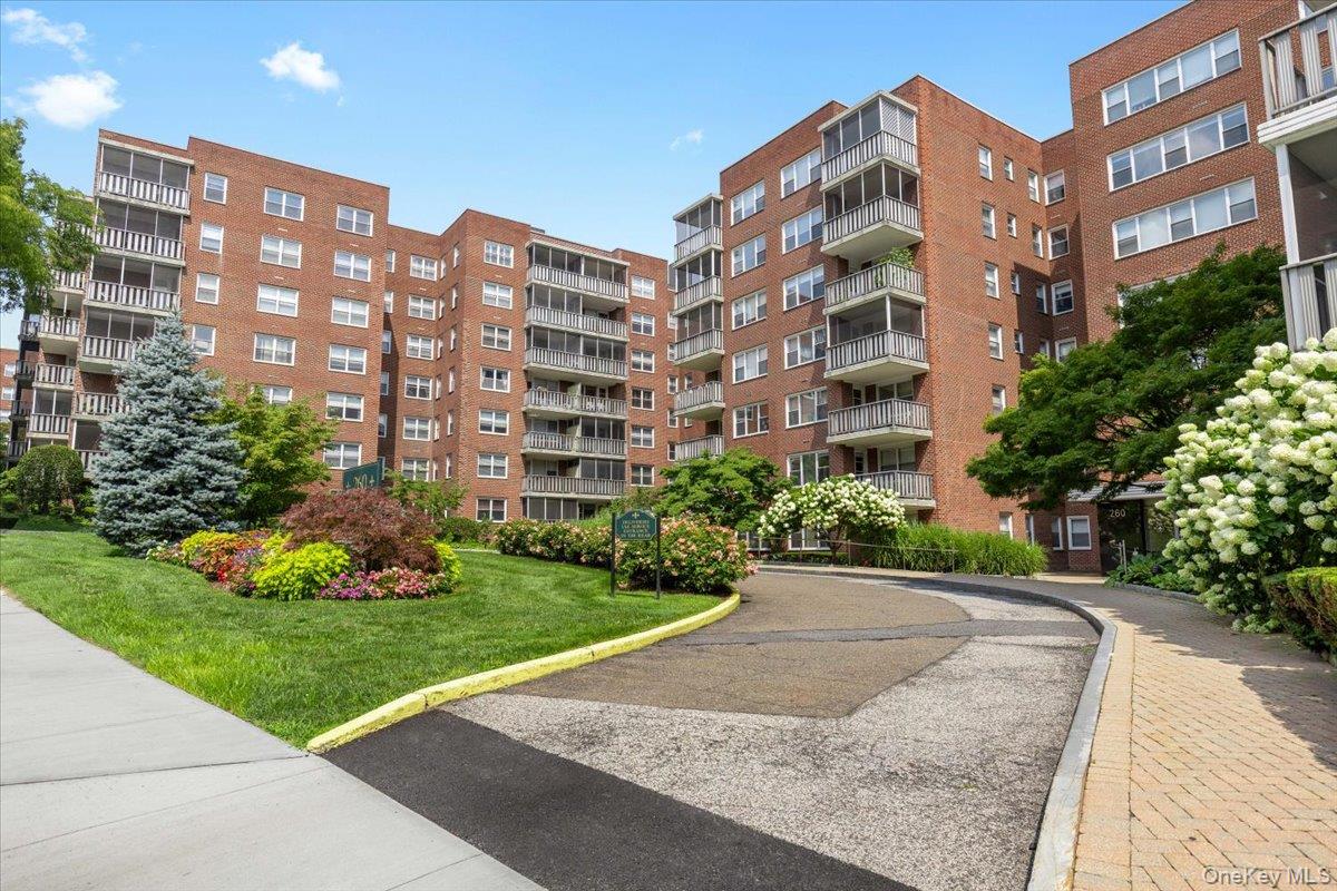 17th image of 260 Garth Rd #1A5, Eastchester, NY 10583 | MLS# 912084