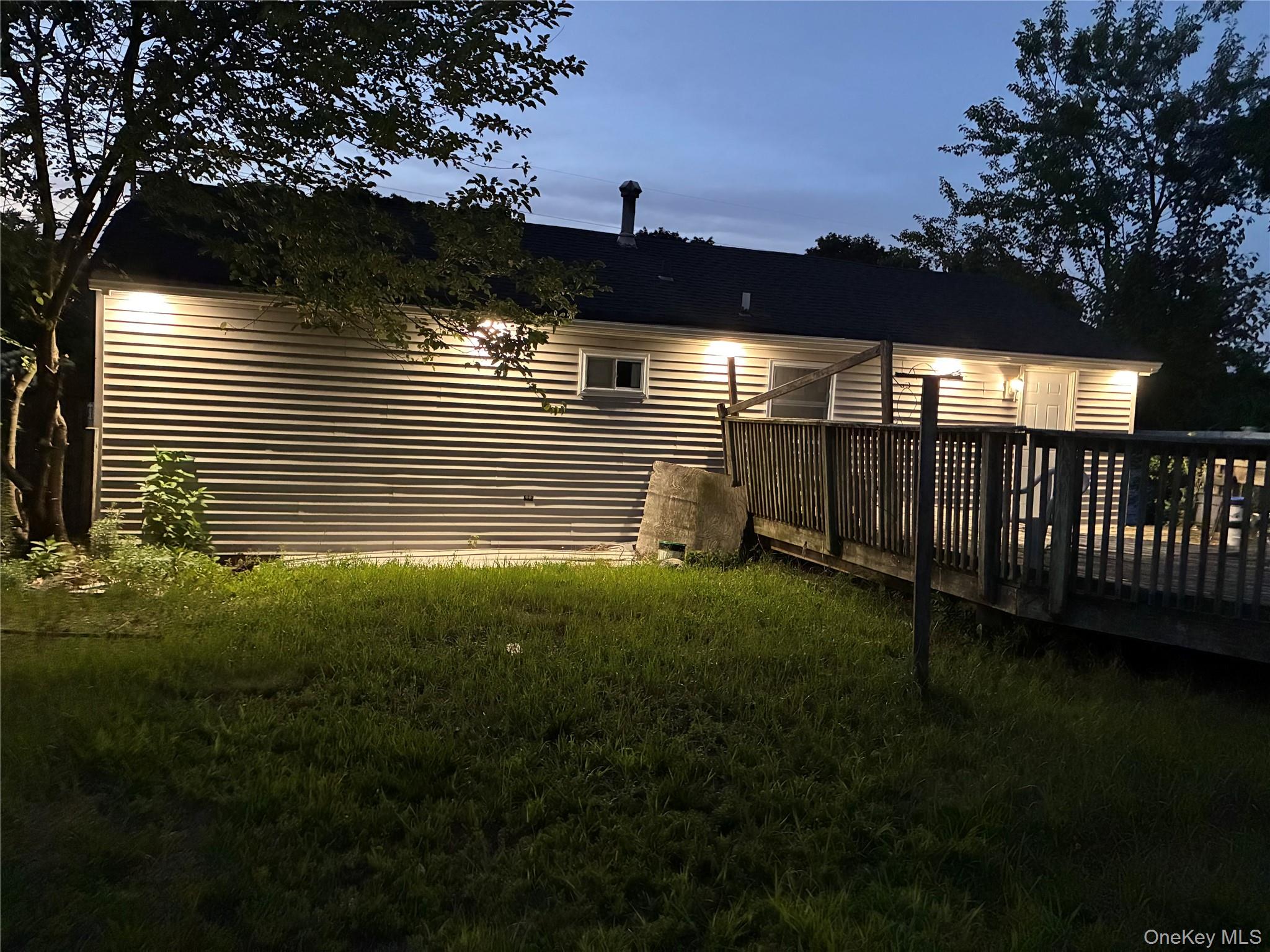 14th image of 56 Ash St, Islip, NY 11722 | MLS# 918745