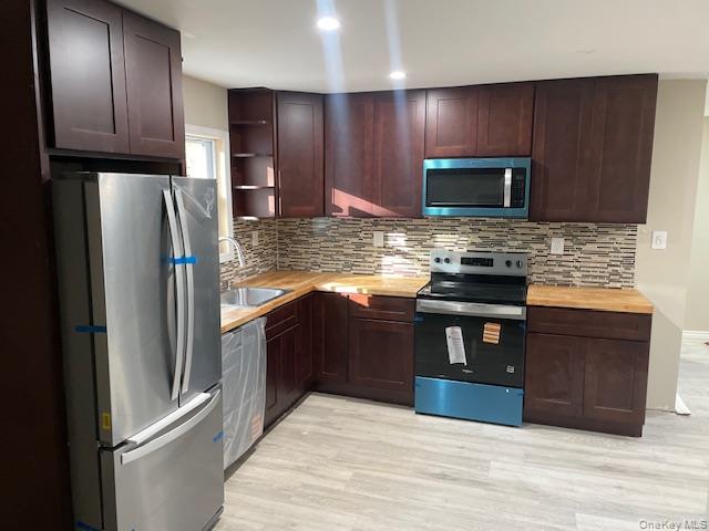 3rd image of 56 Ash St, Islip, NY 11722 | MLS# 918745