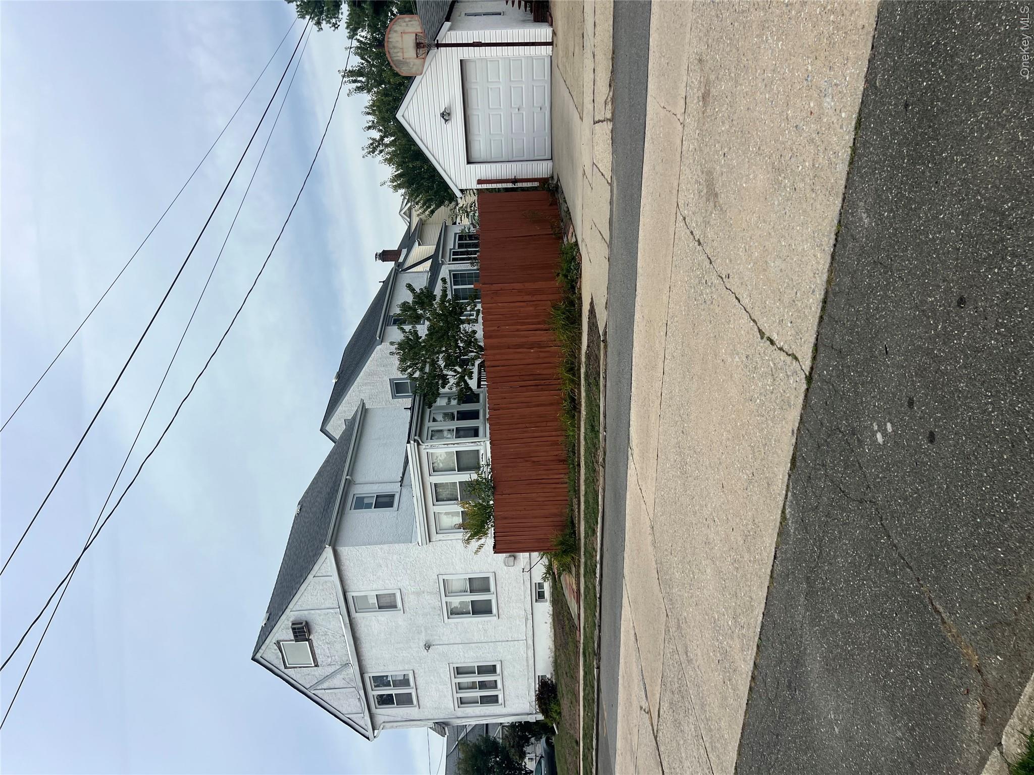 2nd image of 90 Pearsall Ave, Lynbrook, NY 11563 | MLS# 921368