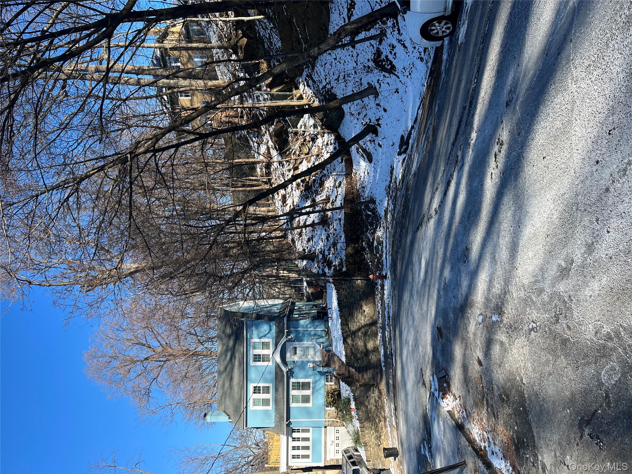 Homes for sale in Yonkers, NY | 102 Courter Ave, Yonkers, NY 10705 | MLS# 921604