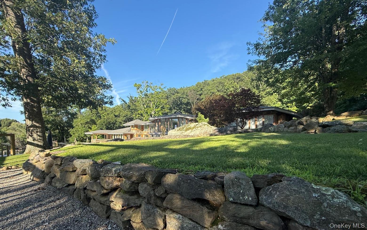 35th image of 496 Haines Rd, Bedford, NY 10549 | MLS# 922795