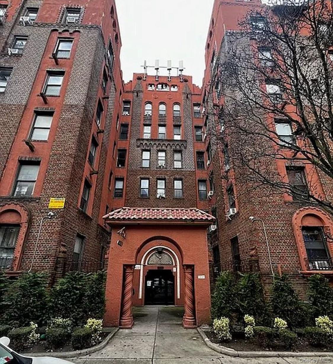 Homes for sale in New York, NY | 3100 Brighton 3rd St #6G, New York, NY 11235 | MLS# 925246