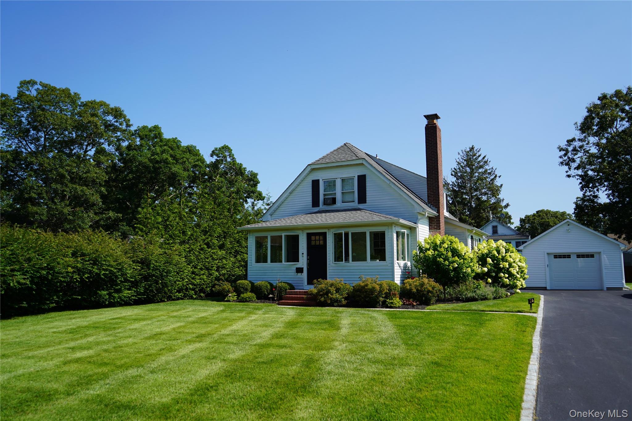 1st image of 24 Pegs Ln, Riverhead, NY 11901 | MLS# 929313
