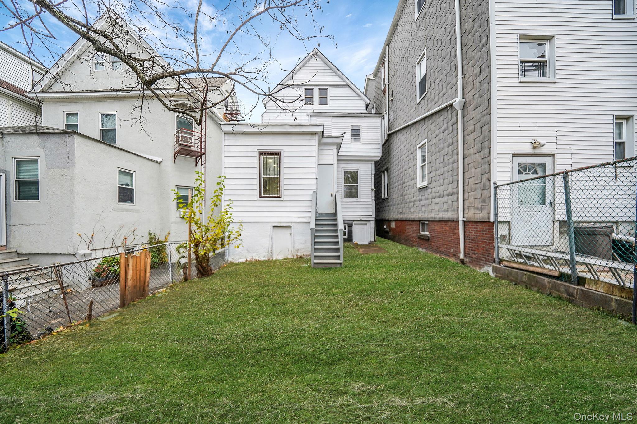 36th image of 155 Hawthorne Ave, Yonkers, NY 10701 | MLS# 931038