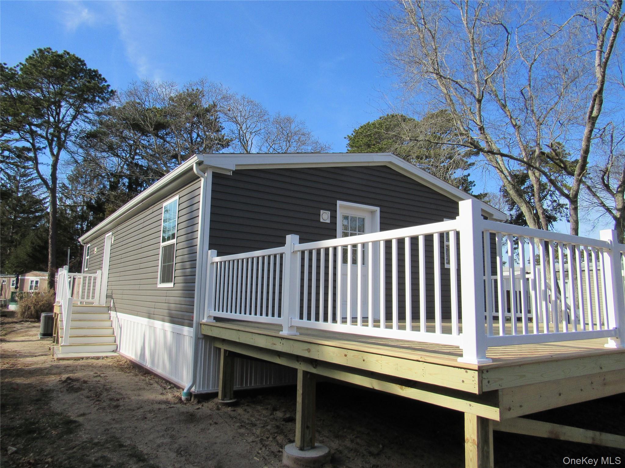 Homes for sale in Riverhead, NY | 525 57 Riverleigh Ave #57, Riverhead, NY 11901 | MLS# 934302