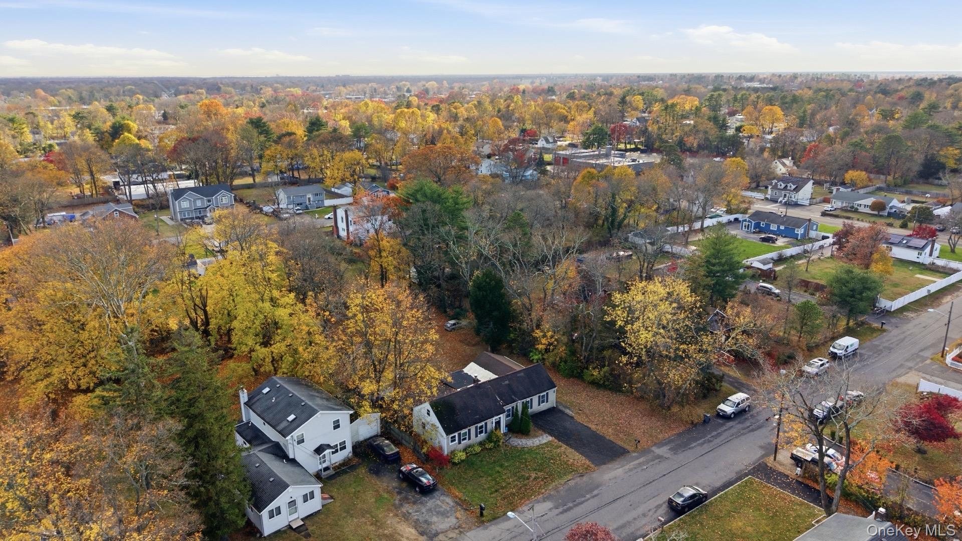 Homes for sale in Islip, NY | 36 Ralph St, Islip, NY 11717 | MLS# 934403