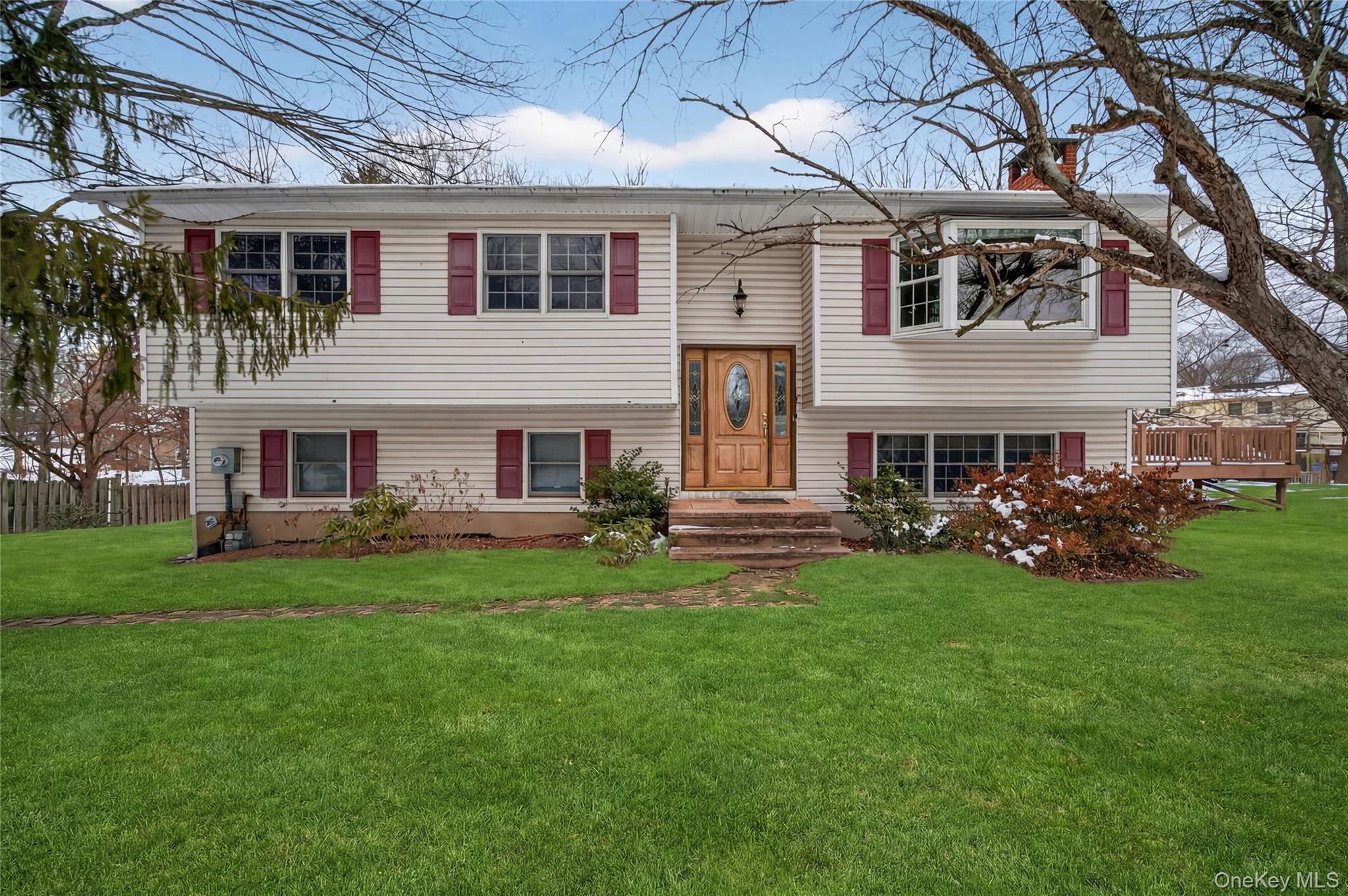 3rd image of 12 Spruce Ct, Clarkstown, NY 10954 | MLS# 935357