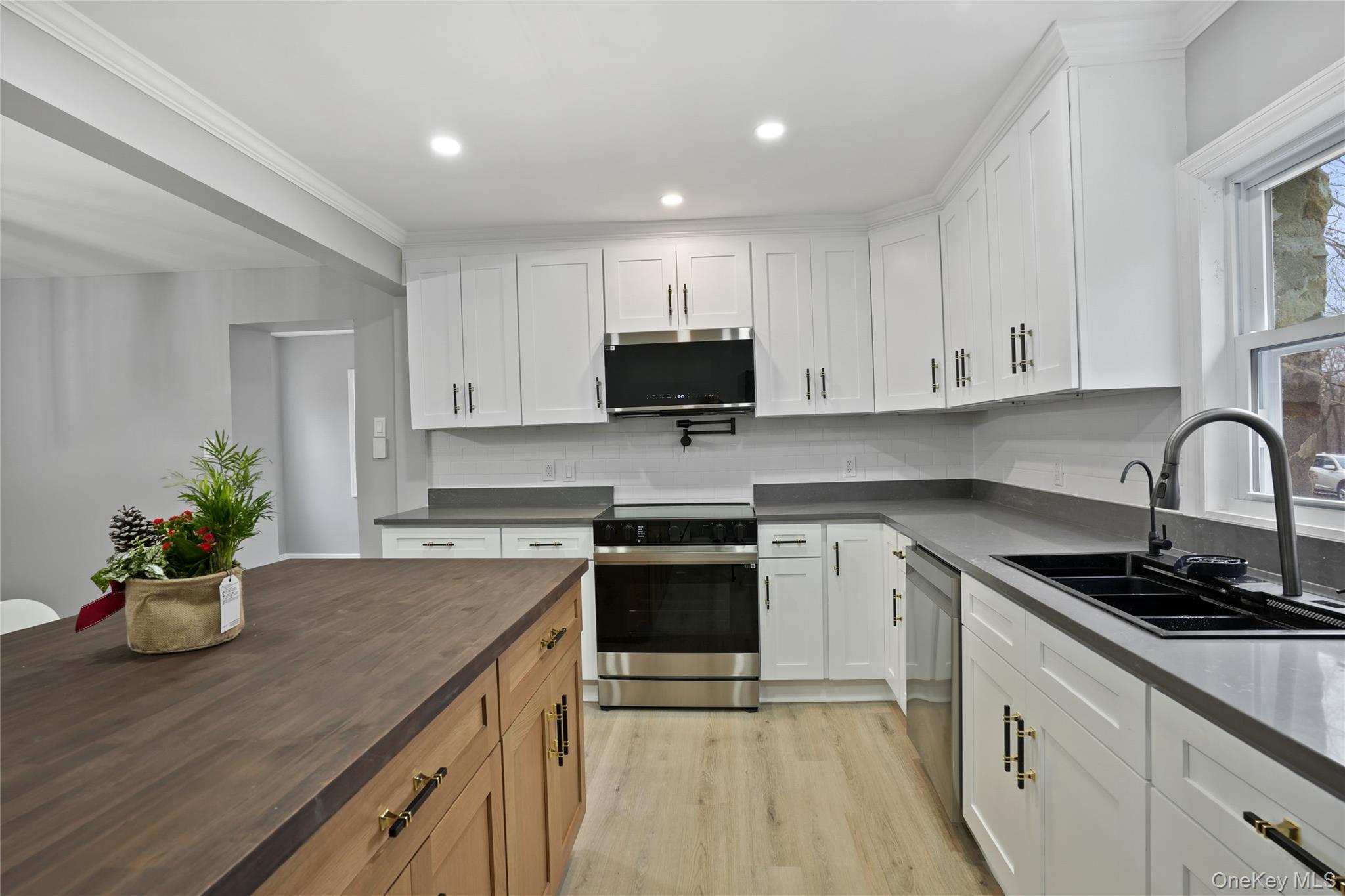 Homes for sale in Philipstown, NY | 517 E Mountain Rd N #515-517, Philipstown, NY 10516 | MLS# 938367