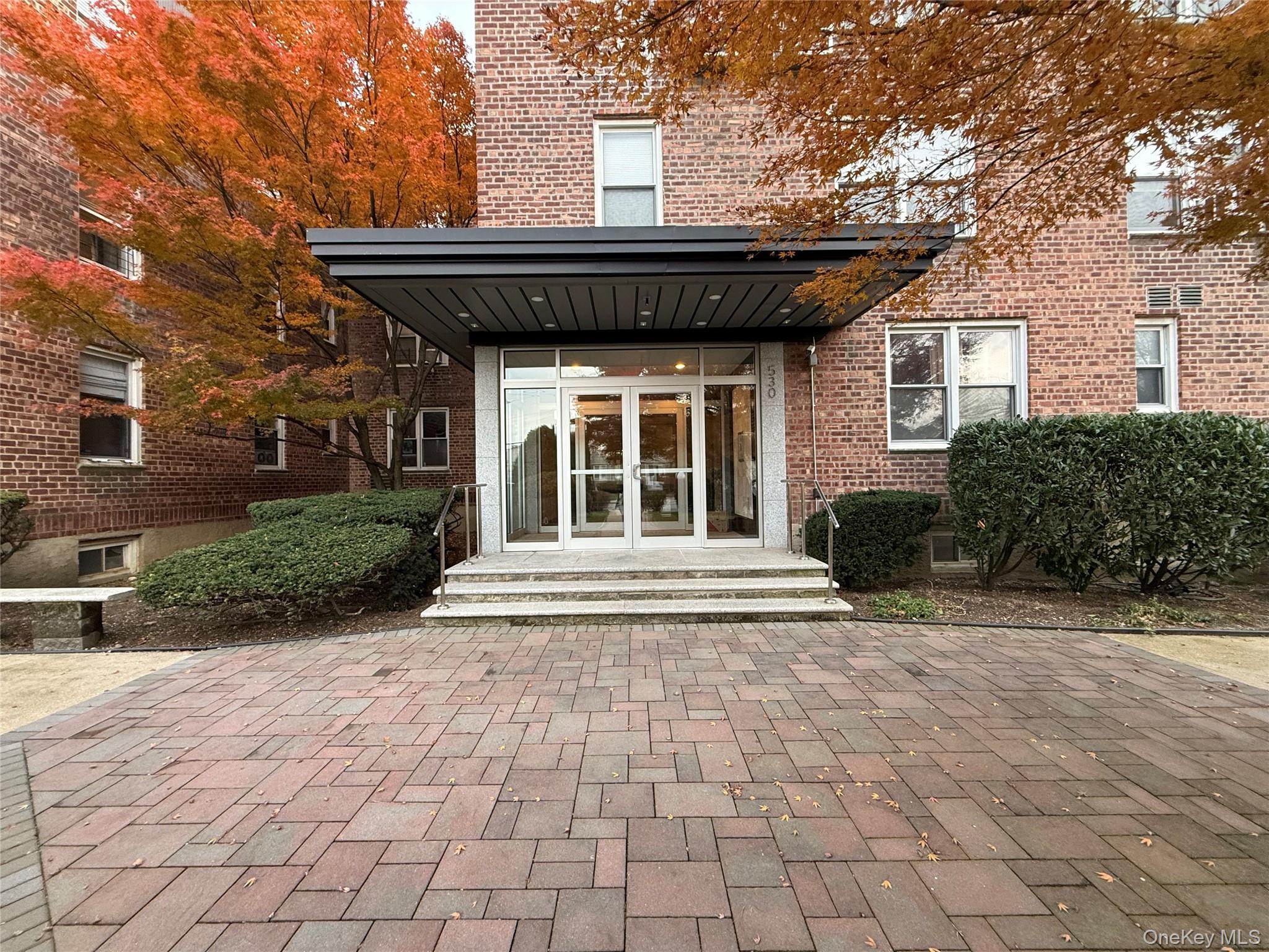 Homes for sale in Hempstead, NY | 530 Dubois Ave #7C, Hempstead, NY 11581 | MLS# 943995