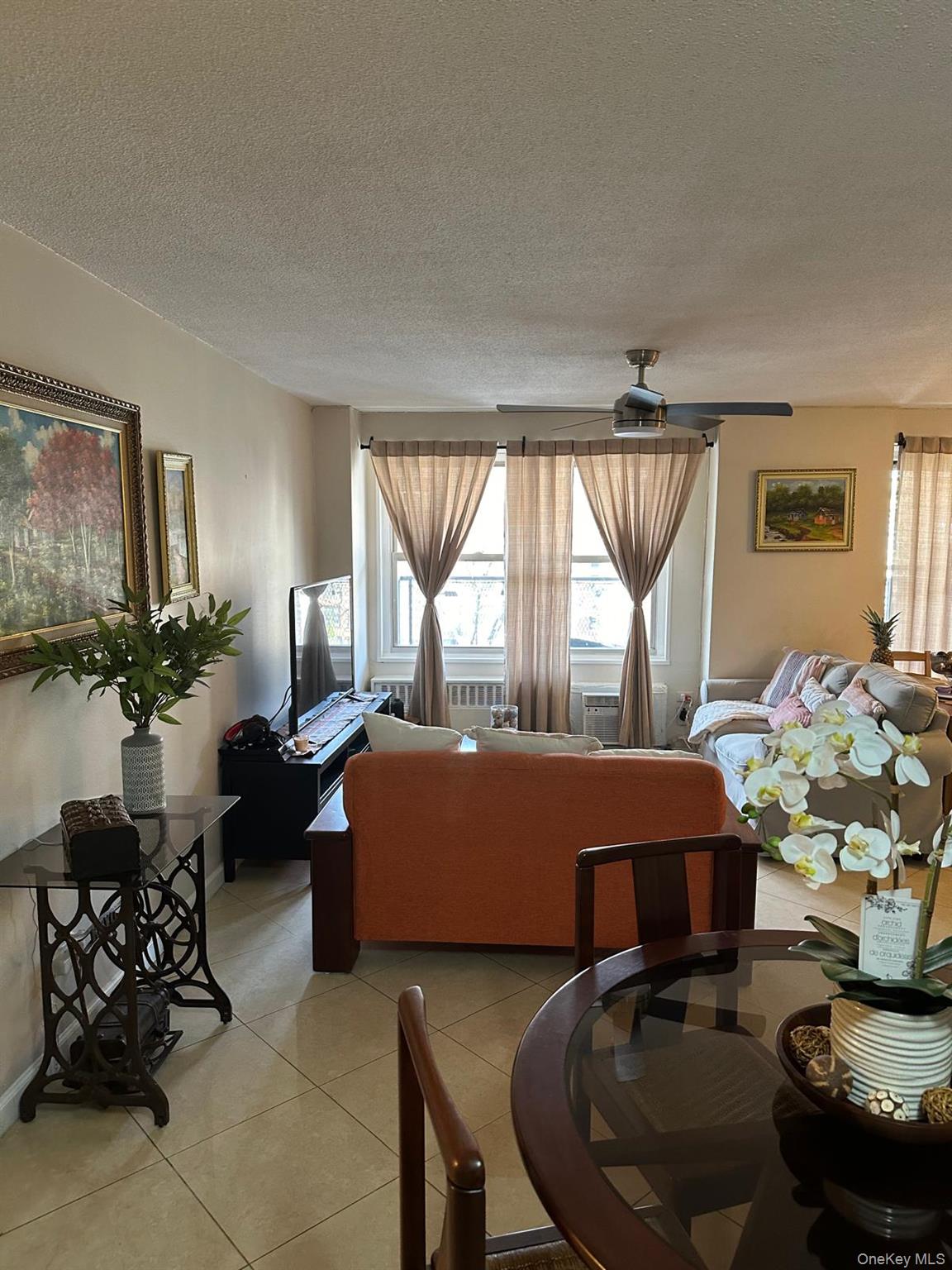 Homes for sale in New York, NY | 2550 Olinville Ave #3D, New York, NY 10467 | MLS# 944940