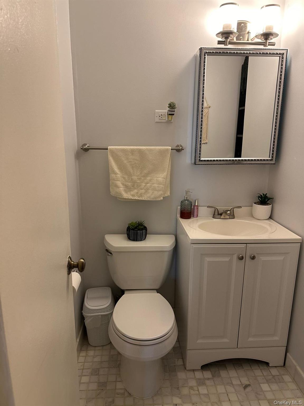 Homes for sale in New York, NY | 2550 Olinville Ave #3D, New York, NY 10467 | MLS# 944940