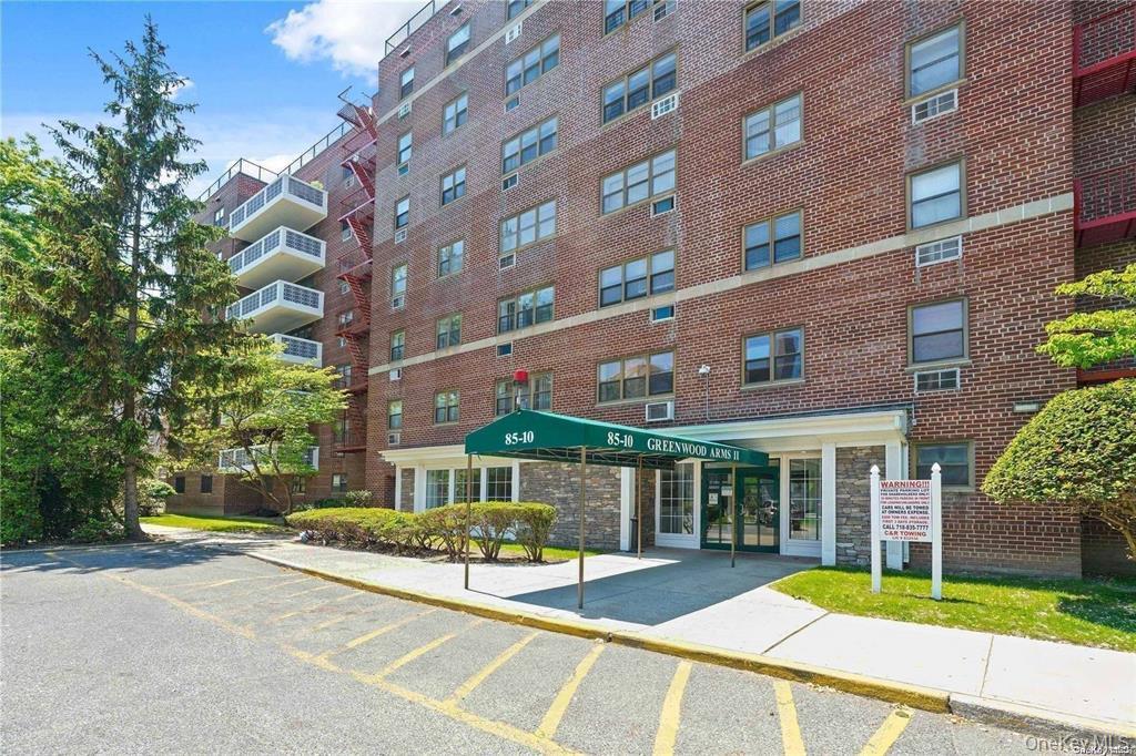 2nd image of 85 10 151 Ave #5G, Howard Beach, NY 11414 | MLS# 945936