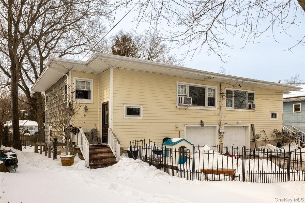 Homes for sale in Brookhaven, NY | 64 Eastport Dr, Brookhaven, NY 11789 | MLS# 946309