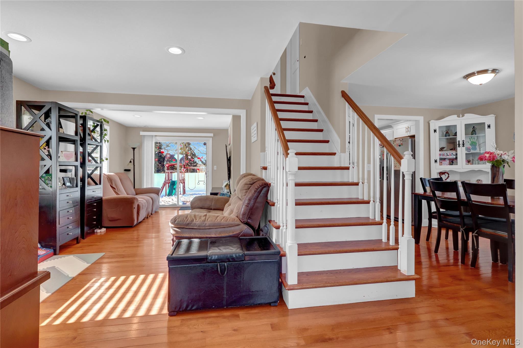 Homes for sale in Smithtown, NY | 522 Browns Rd, Smithtown, NY 11767 | MLS# 953215