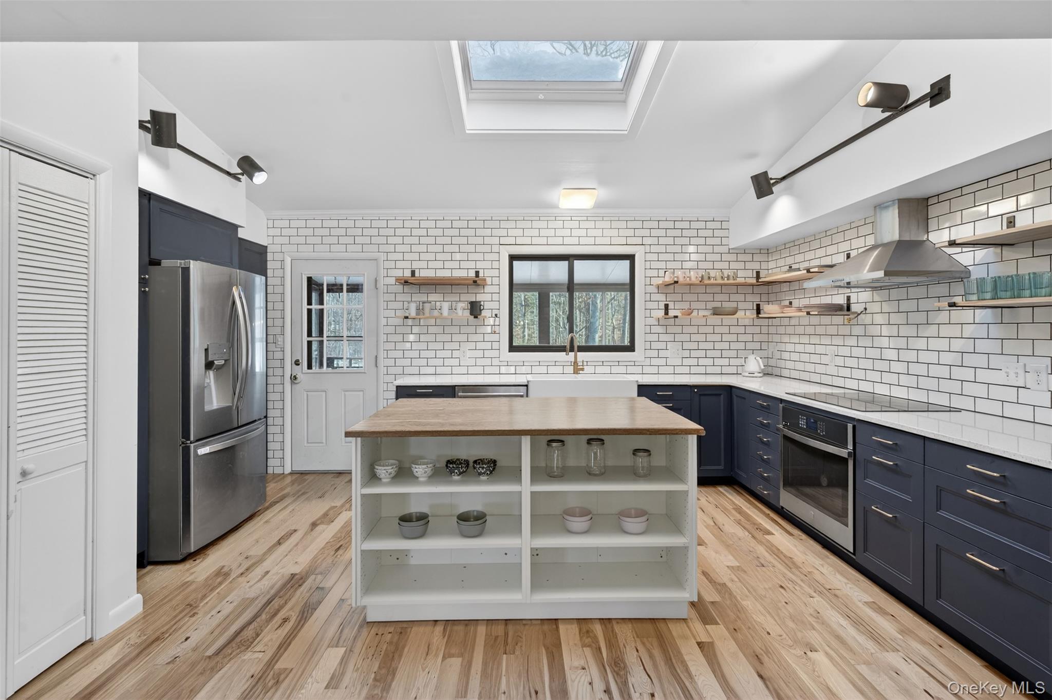 Homes for sale in Shawangunk, NY | 1073 Indian Springs Rd, Shawangunk, NY 12566 | MLS# 954426