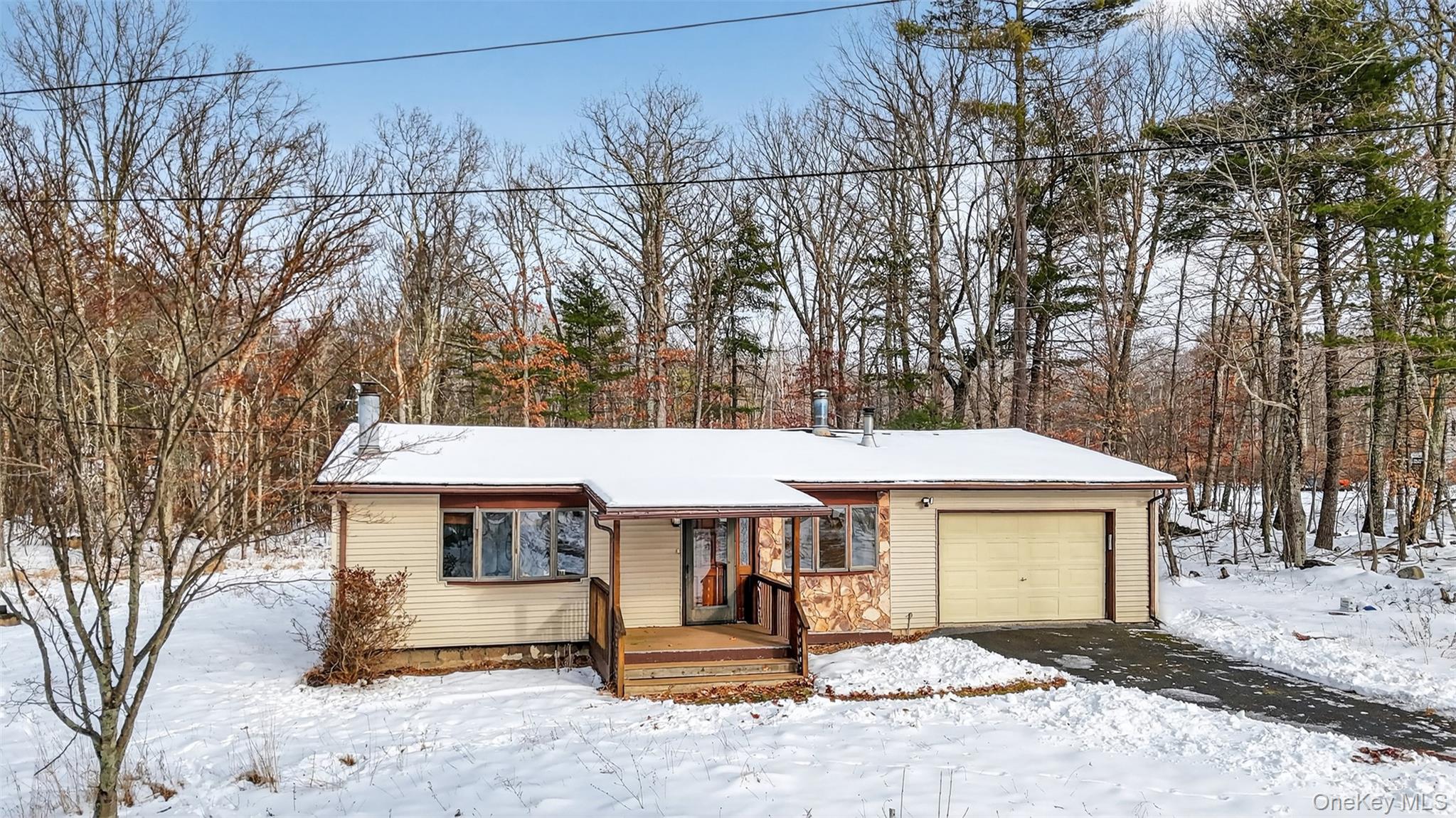 Homes for sale in Shawangunk, NY | 1073 Indian Springs Rd, Shawangunk, NY 12566 | MLS# 954426