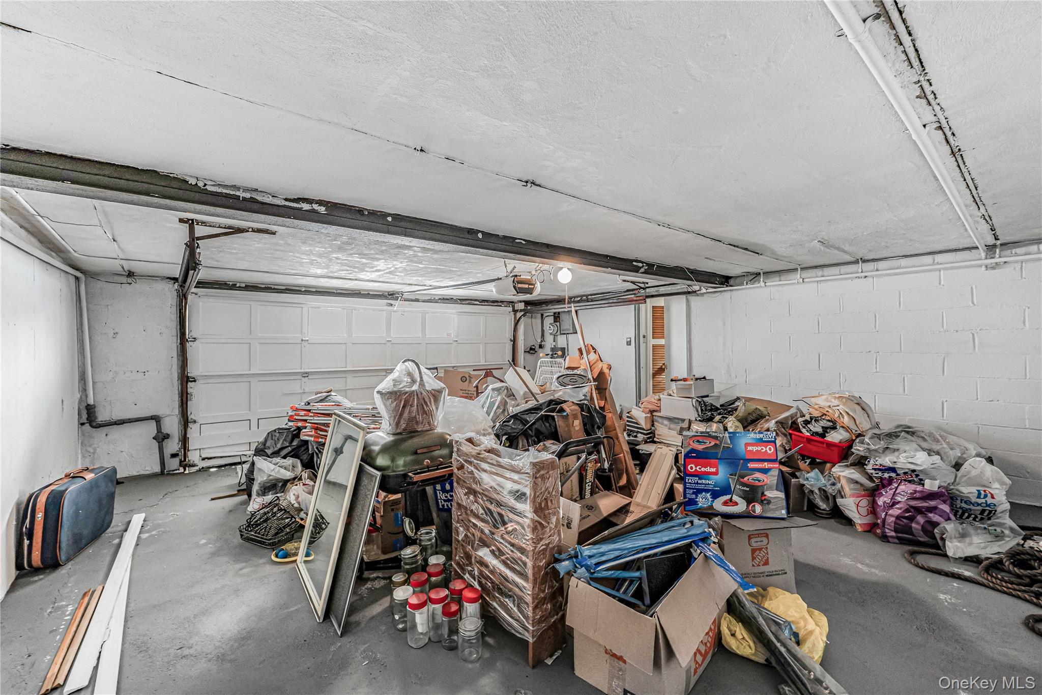 Homes for sale in New York, NY | 21647 Sawyer Ave, New York, NY 11427 | MLS# 954659