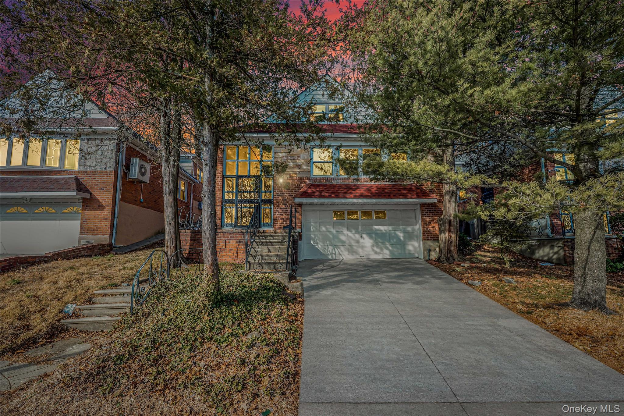 Homes for sale in New York, NY | 21647 Sawyer Ave, New York, NY 11427 | MLS# 954659