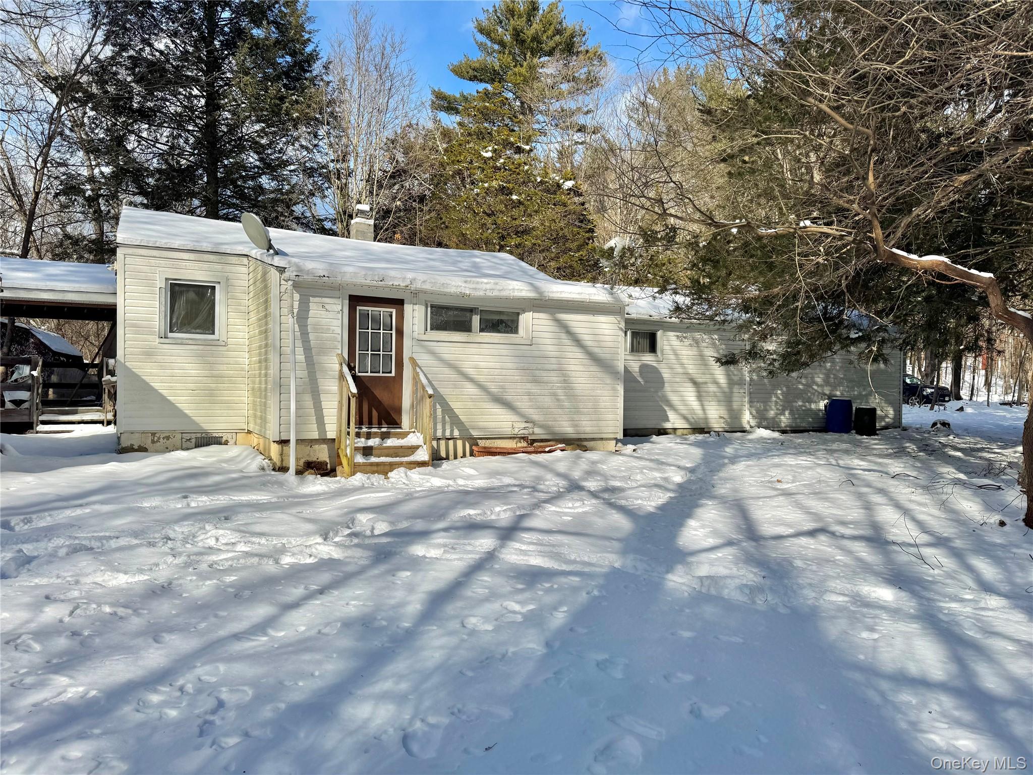 Homes for sale in Coxsackie, NY | 40 Potic Creek Rd, Coxsackie, NY 12051 | MLS# 954851