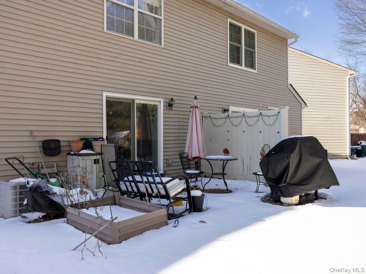 Homes for sale in Lloyd, NY | 15 Troy Ln, Lloyd, NY 12528 | MLS# 955077