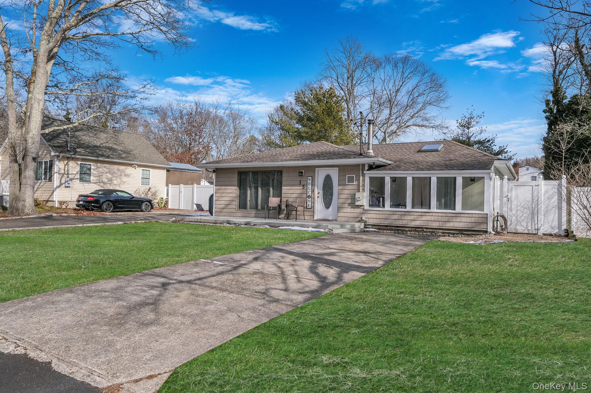 Homes for sale in Brookhaven, NY | 35 Strafford St, Brookhaven, NY 11950 | MLS# 955373