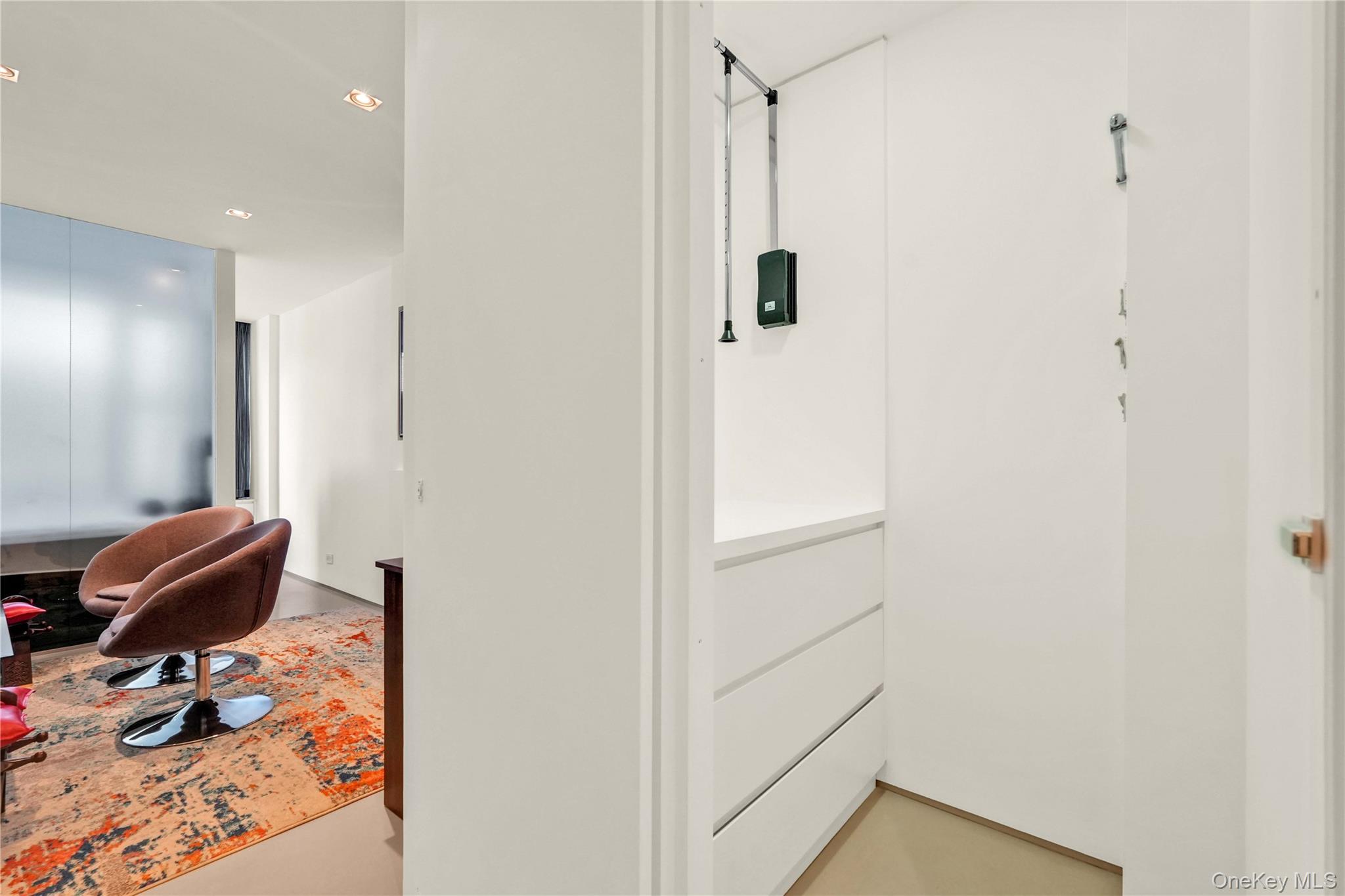 Homes for sale in New York, NY | 117 E 57Th St #20F, New York, NY 10022 | MLS# 955509