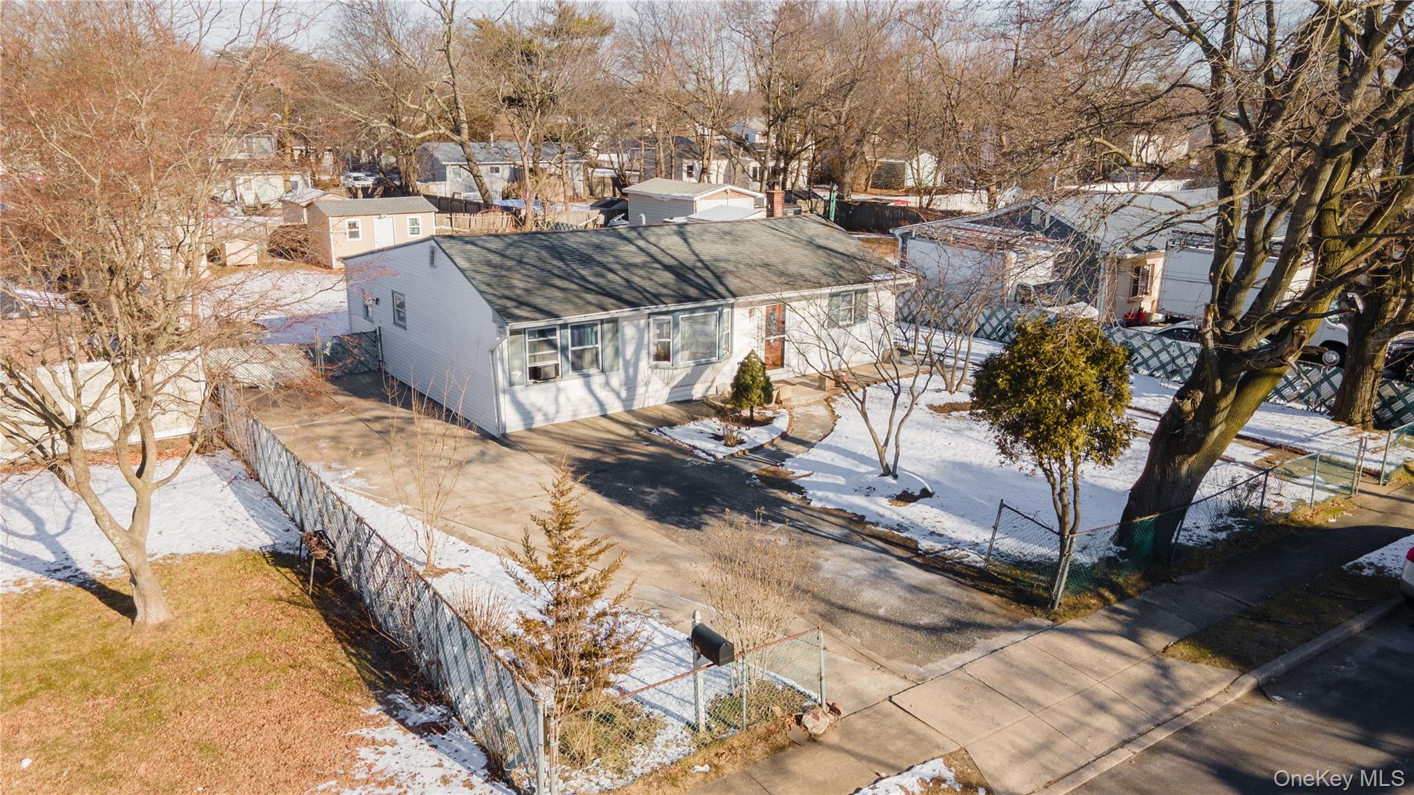 Homes for sale in Islip, NY | 9 Patton St, Islip, NY 11717 | MLS# 955984