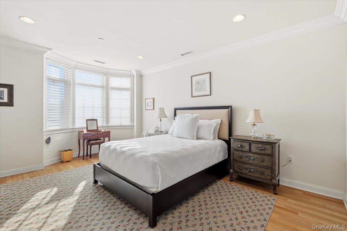 Homes for sale in Scarsdale, NY | 1 Christie Pl #207 E, Scarsdale, NY 10583 | MLS# 956012