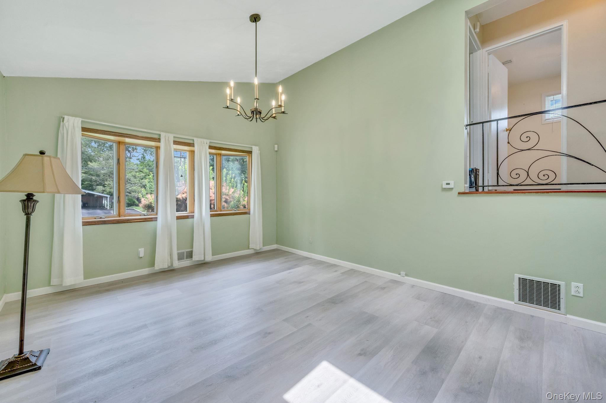 Homes for sale in Islip, NY | 10 Laurie Rd, Islip, NY 11717 | MLS# 956046