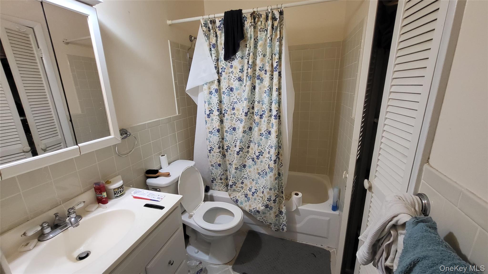 Homes for sale in Marlboro, NY | 1 Mills Pl, Marlboro, NY 12547 | MLS# 956337