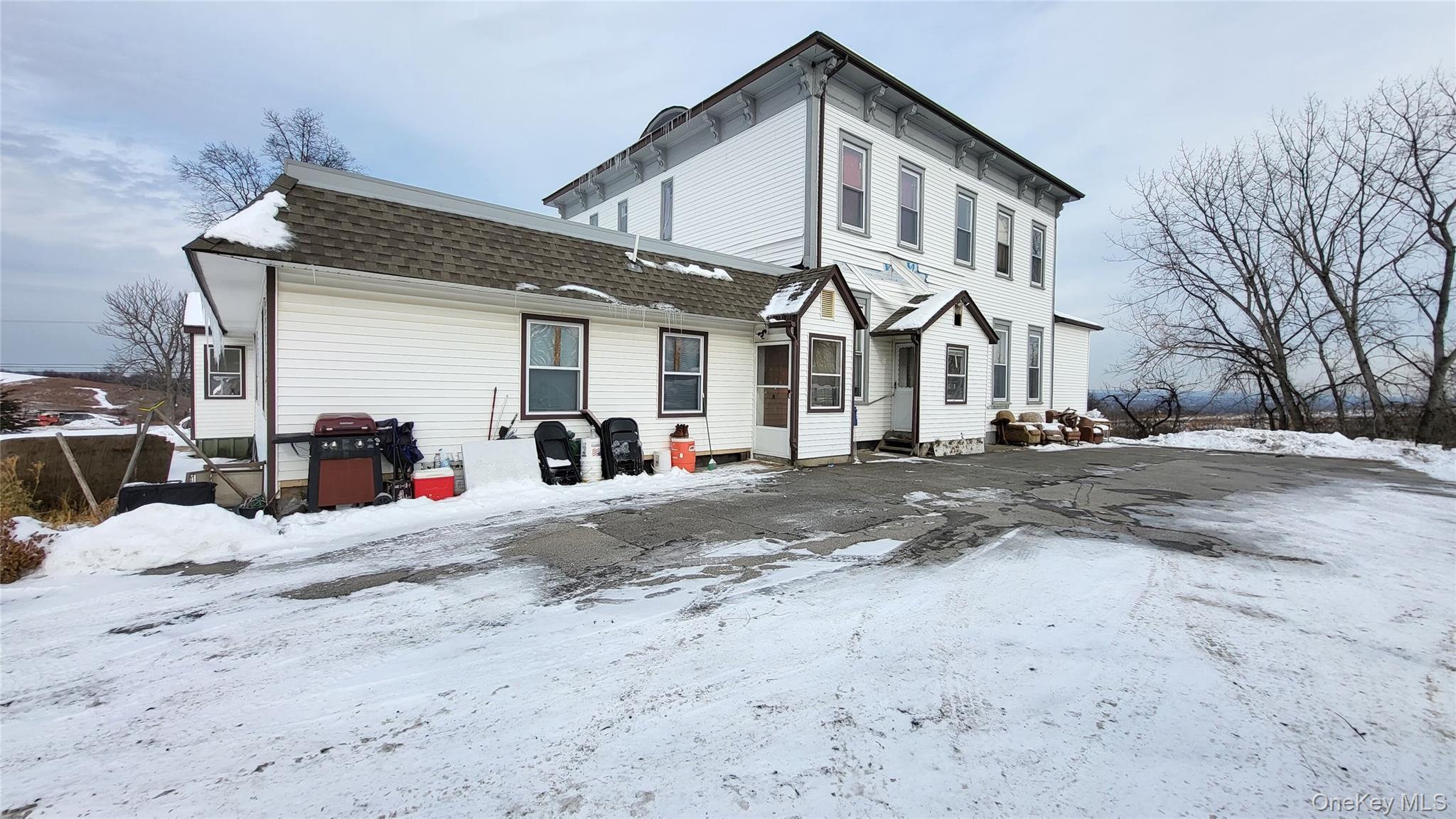 Homes for sale in Marlboro, NY | 1 Mills Pl, Marlboro, NY 12547 | MLS# 956337