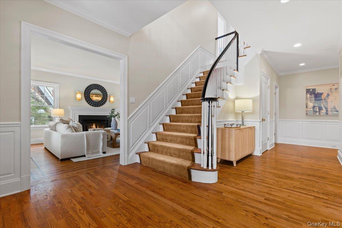 Homes for sale in Rye City, NY | 10 Hickory Dr, Rye City, NY 10580 | MLS# 956492