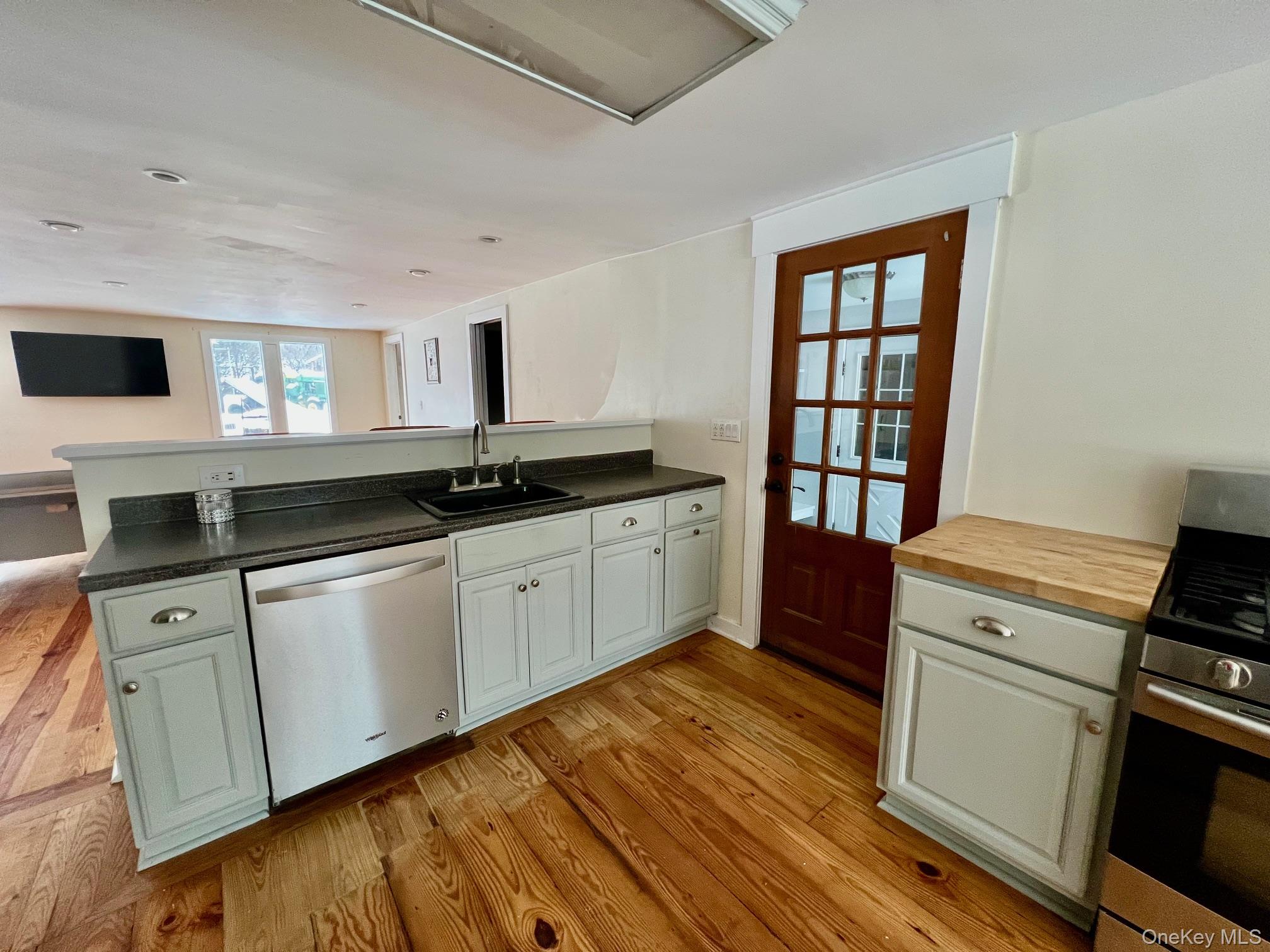 Homes for sale in Pleasant Valley, NY | 1245 Salt Point Turnpike, Pleasant Valley, NY 12569 | MLS# 956697