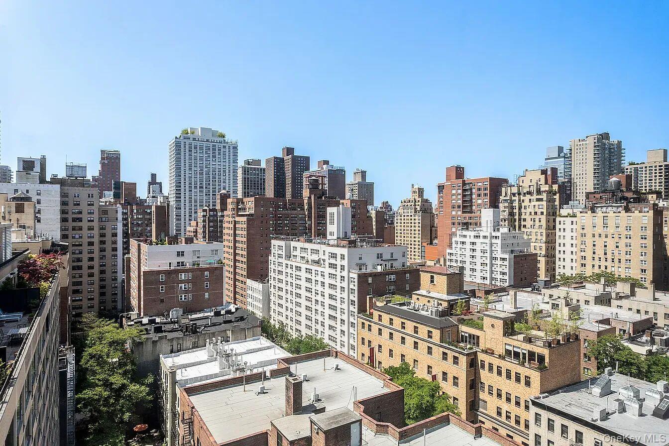 Homes for sale in New York, NY | 345 E 69Th St #16B, New York, NY 10021 | MLS# 956891